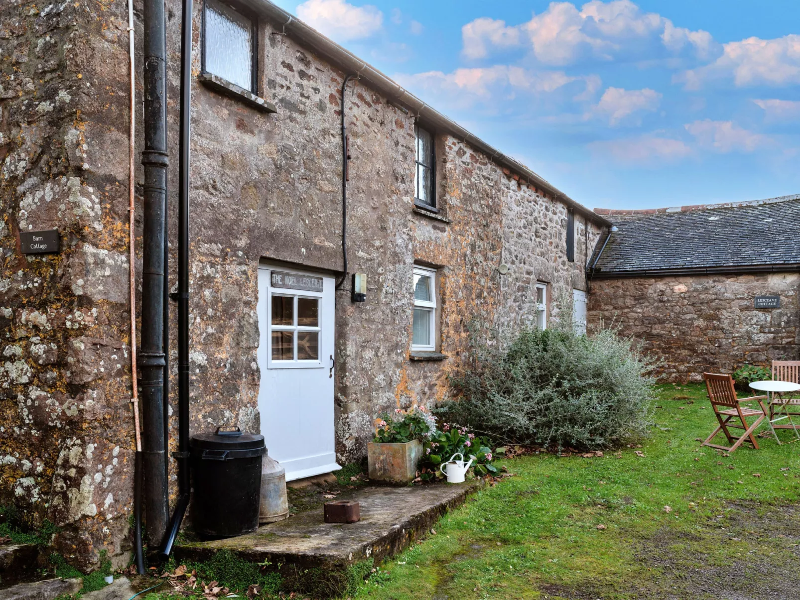 The Noel at Lesceave-Buiten