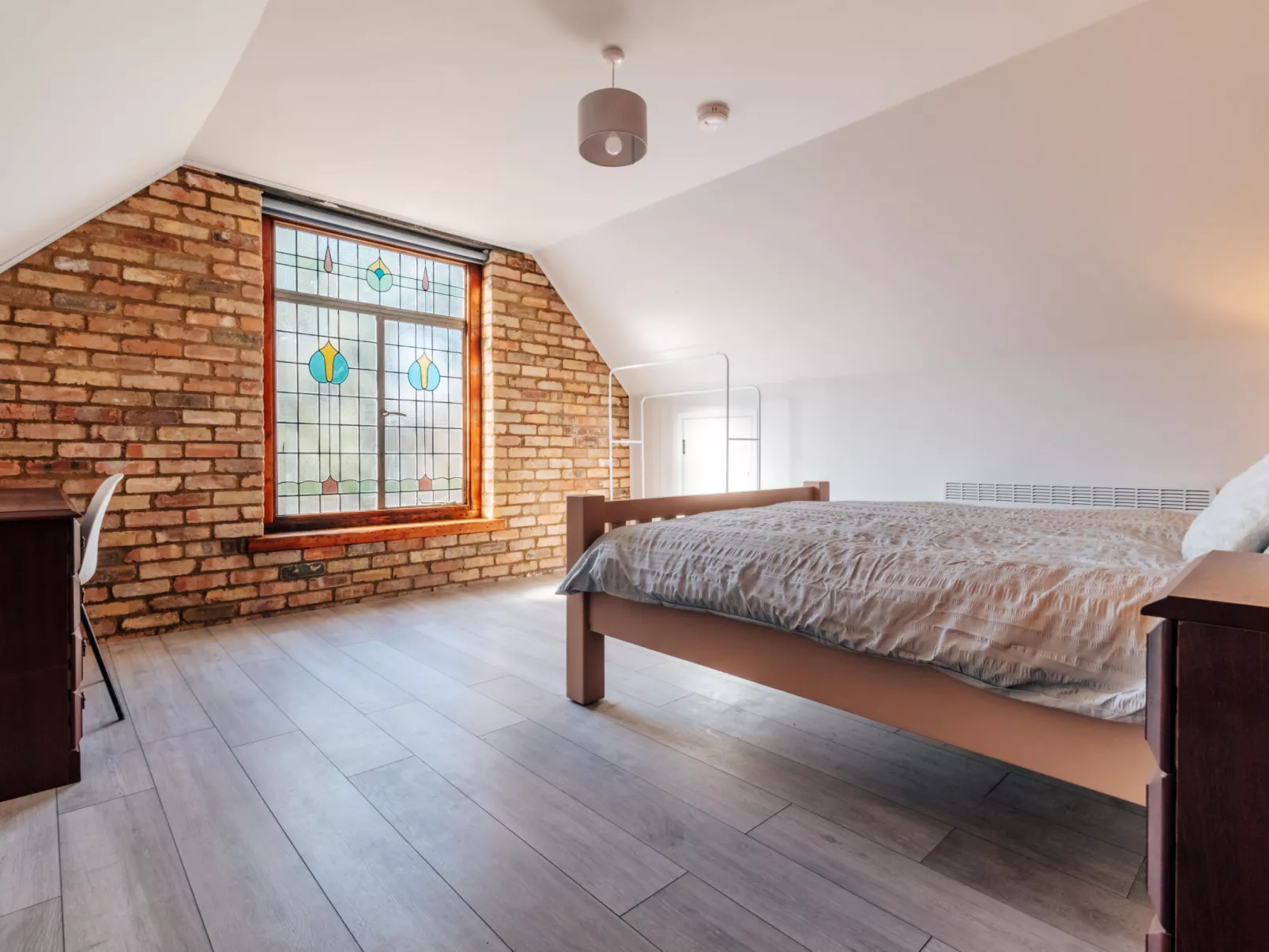 Hazel Rose Cottage-Binnen