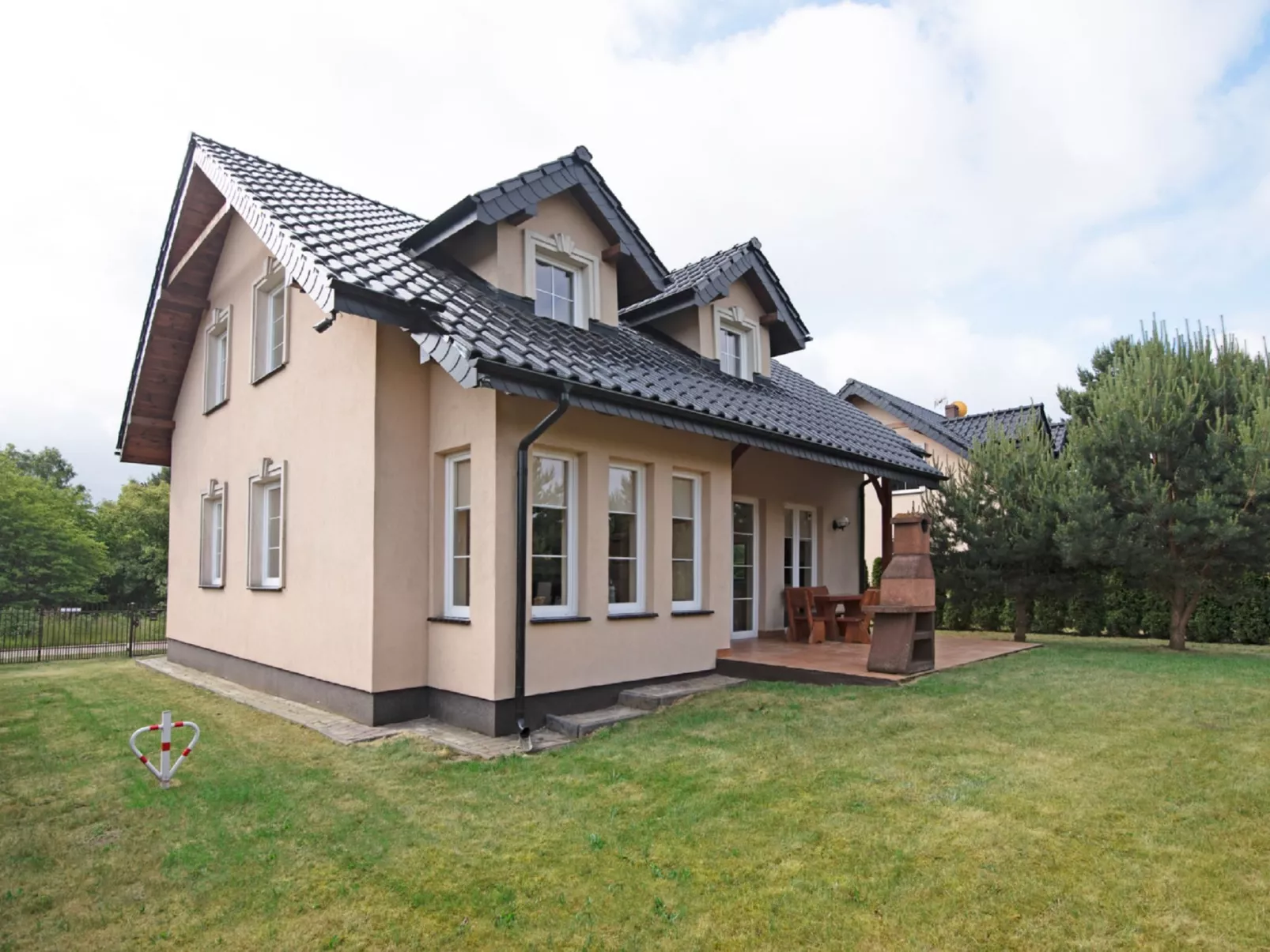 Villa von Valdi-Buiten