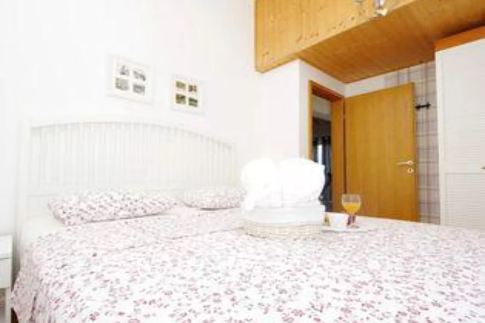 Two-Bedroom Apartment (Lavanda)-Slaapkamer