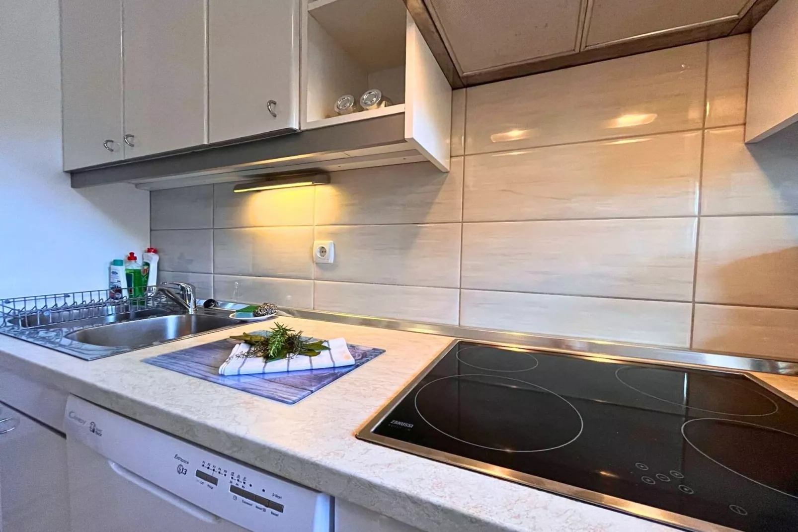 Apartments Butković -  Two Bedroom Apartments (A3)-Keuken