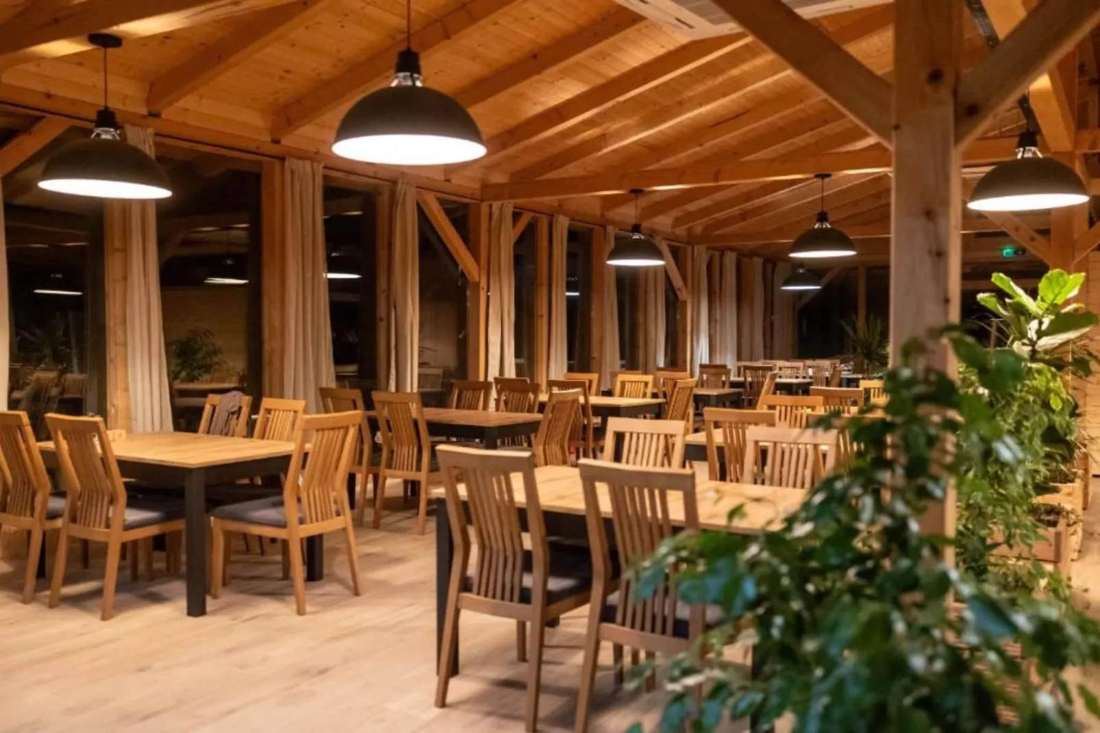Halicanum Glamping Peaceful Retreat Resort 1 - Eetkamer