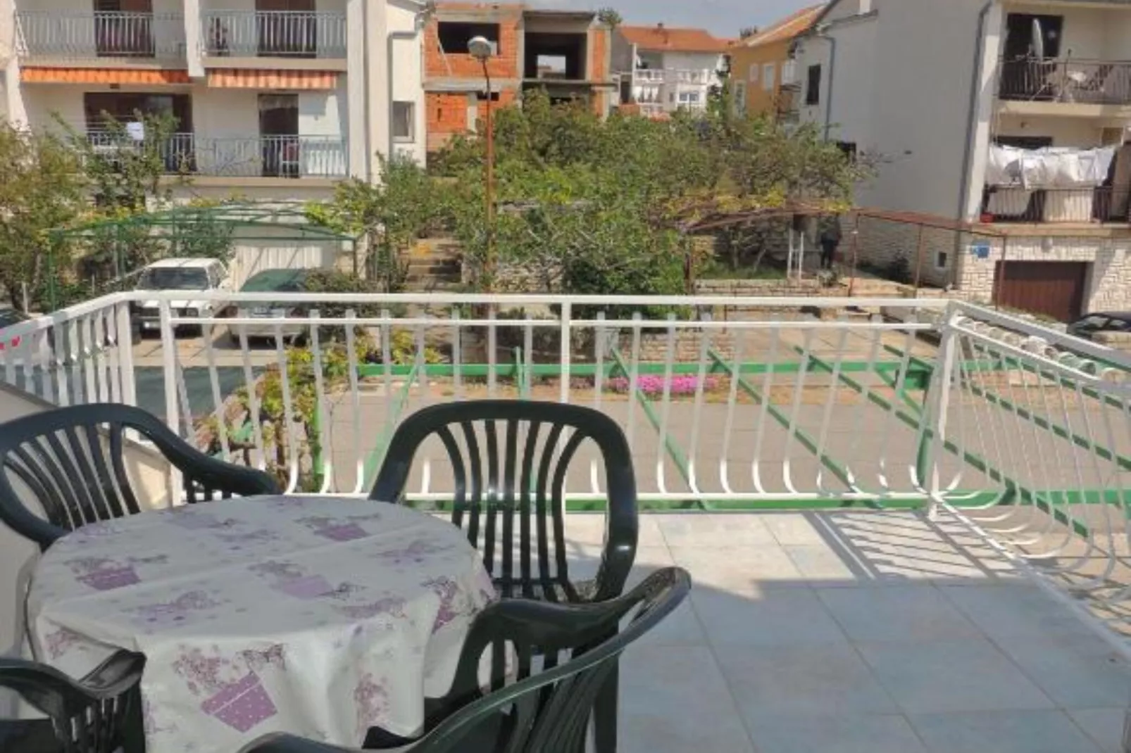 One Bedroom Apartment (A2)-Terrasbalkon