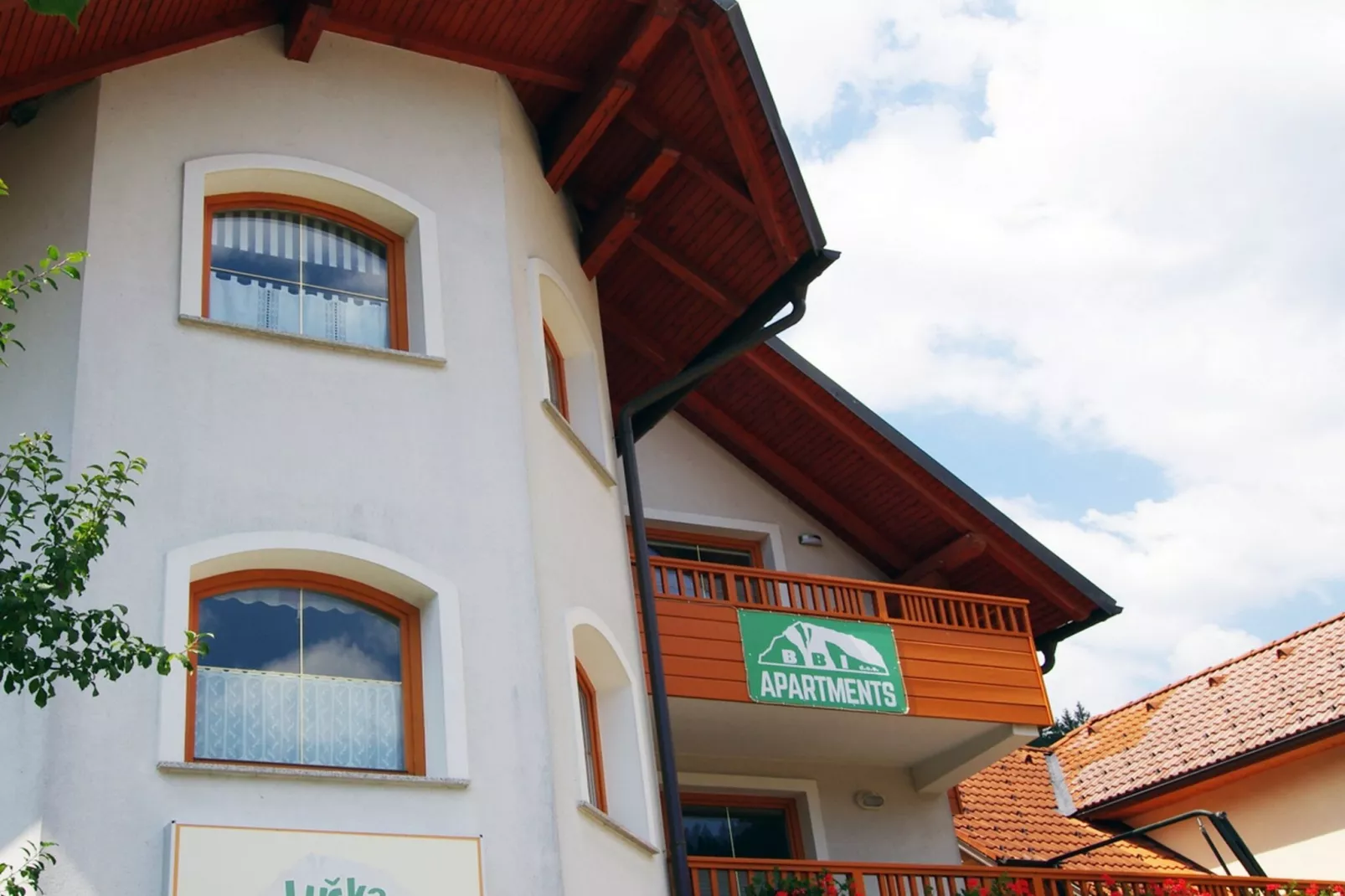 Riverside Pines Luce Apartments with Balcony - One Bedroom Apartment with Balcony (owner 2+2)-Buitenlucht