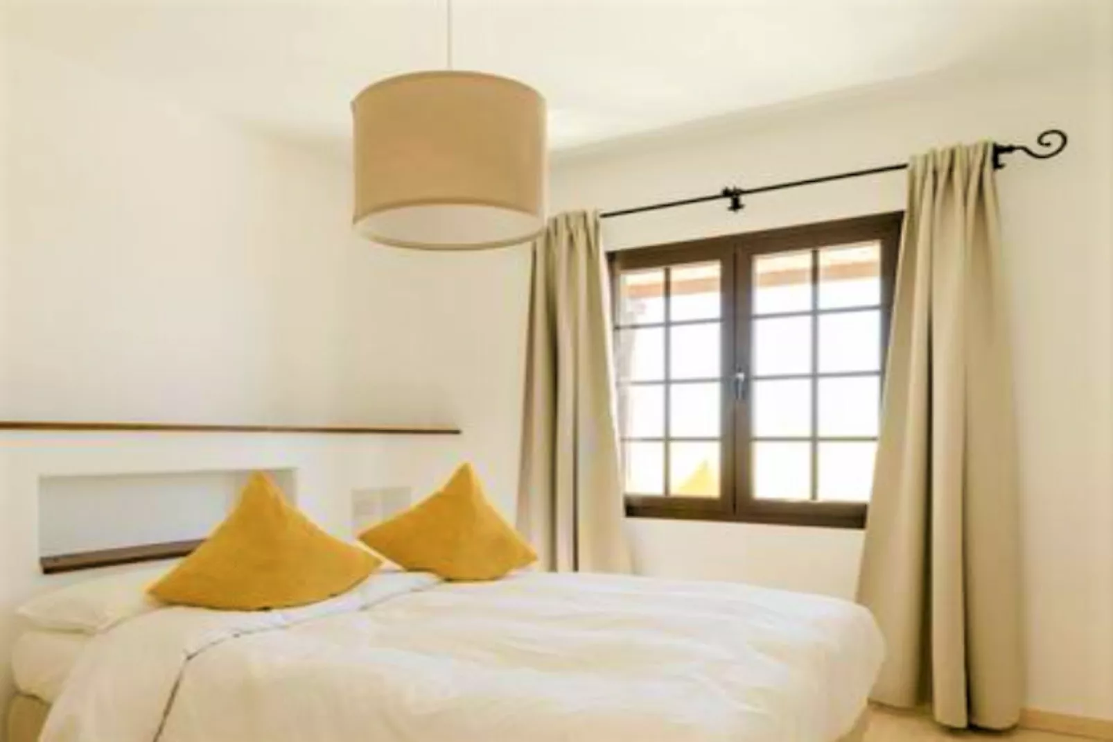 Villa San Blas Superior Chillout 7- Princesa Yaiza-Slaapkamer