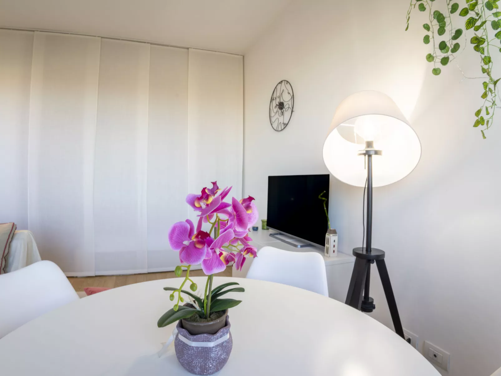 San Donato Open Space-Binnen