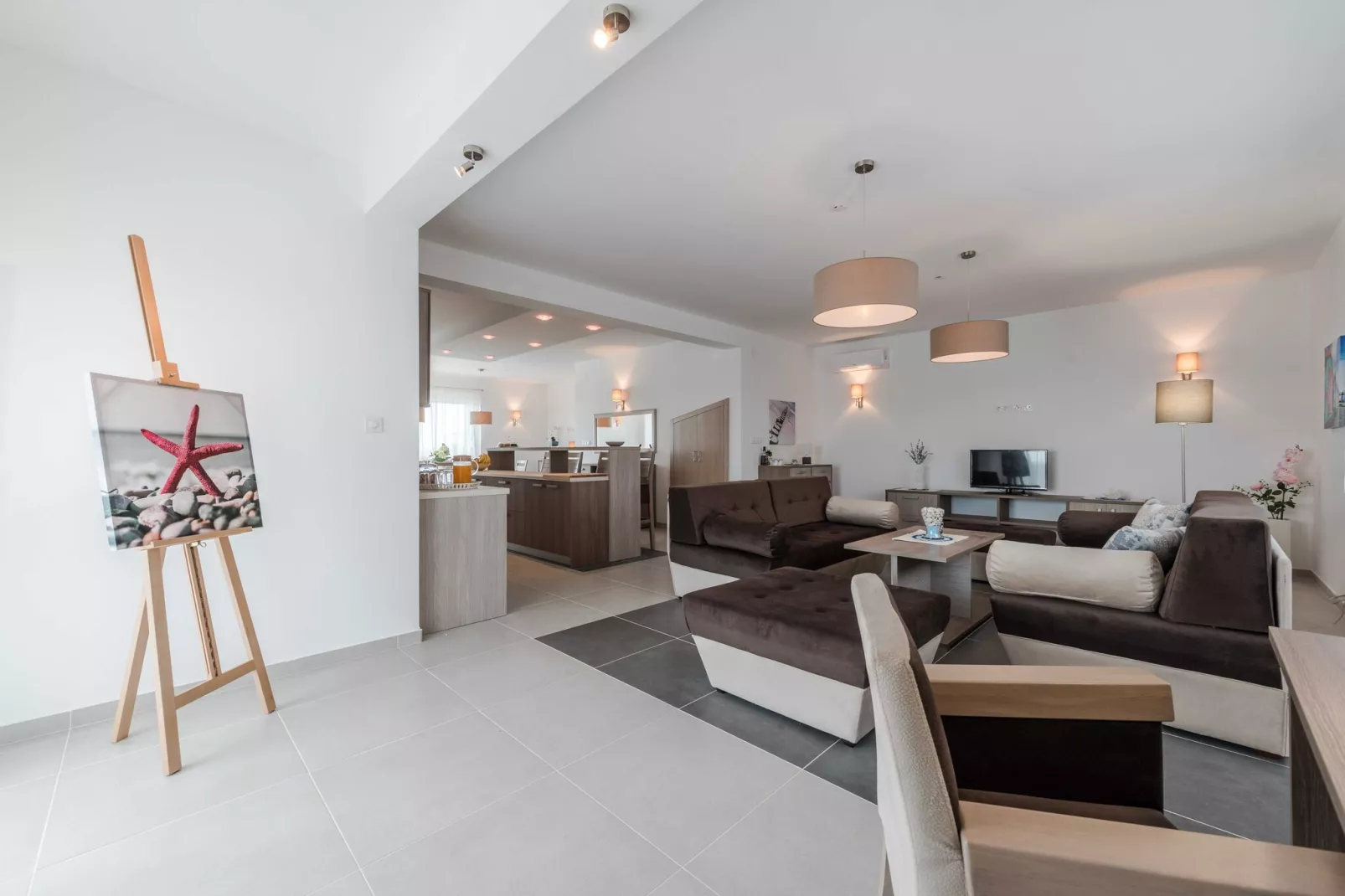 Luxury Escape with Swimming Pool & Modern Design -  Classic Four Bedroom Villa with Sea View and Private Pool ( Villa 3)-Woonkamer