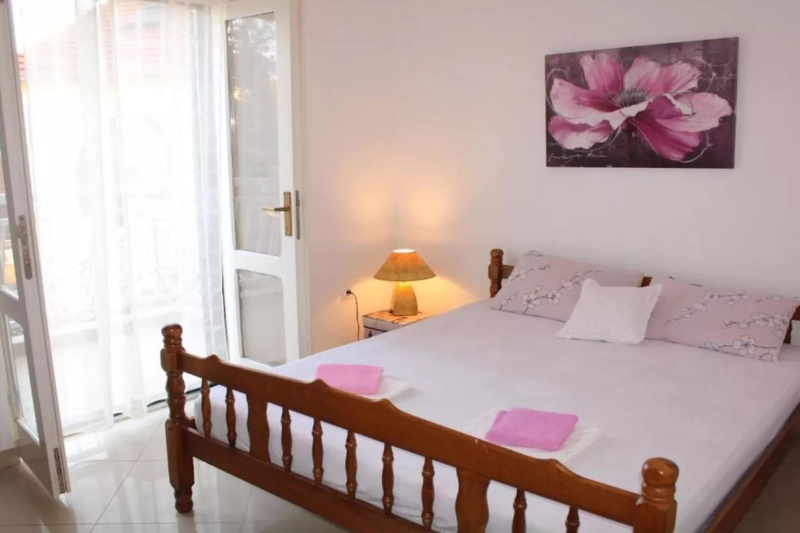 City & Sea Escape – A Perfect Stay in Herceg Novi - Two Bedroom Apartment with Seaview-Slaapkamer