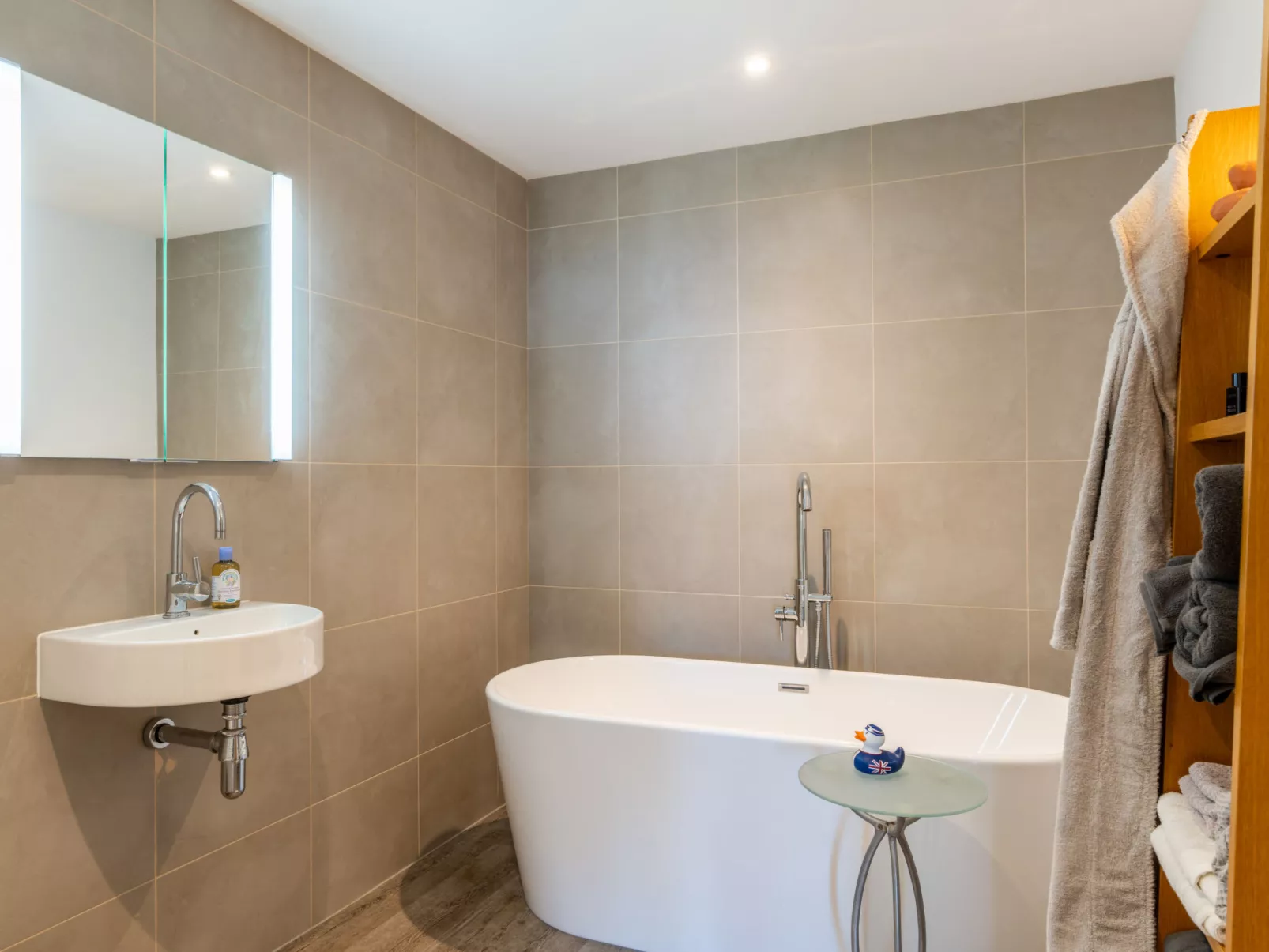 Avalon Sea Views-Binnen