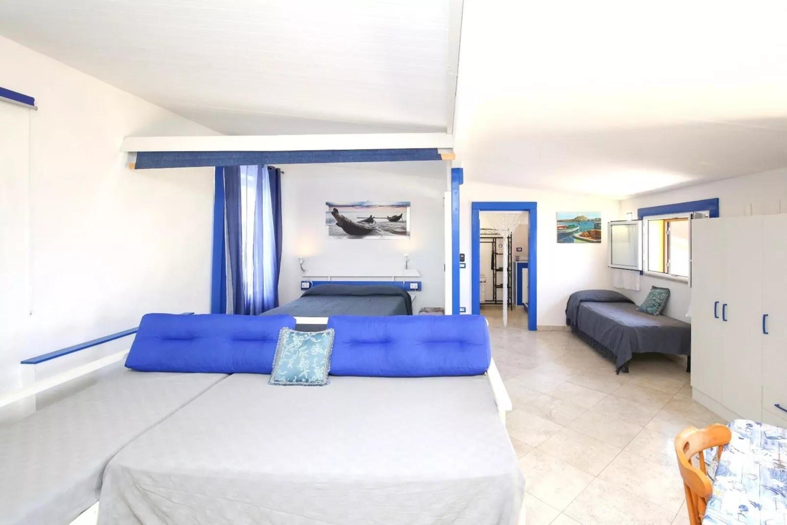 VILLA FABRIZIO-Woonkamer