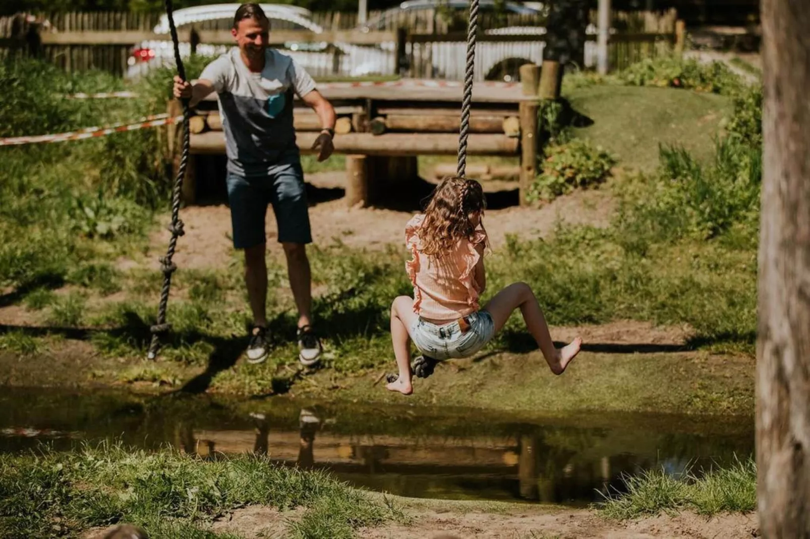 Tiny house XL | 2-4 persoons-Parkfaciliteiten