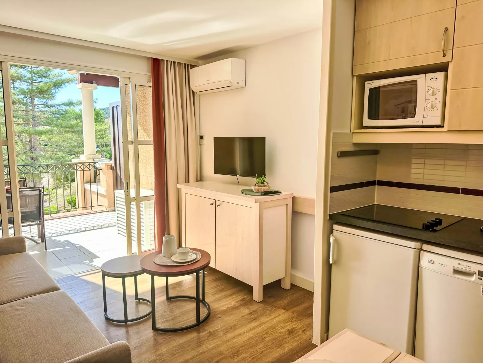 Village Cap Estérel - Le Belvédère-Binnen