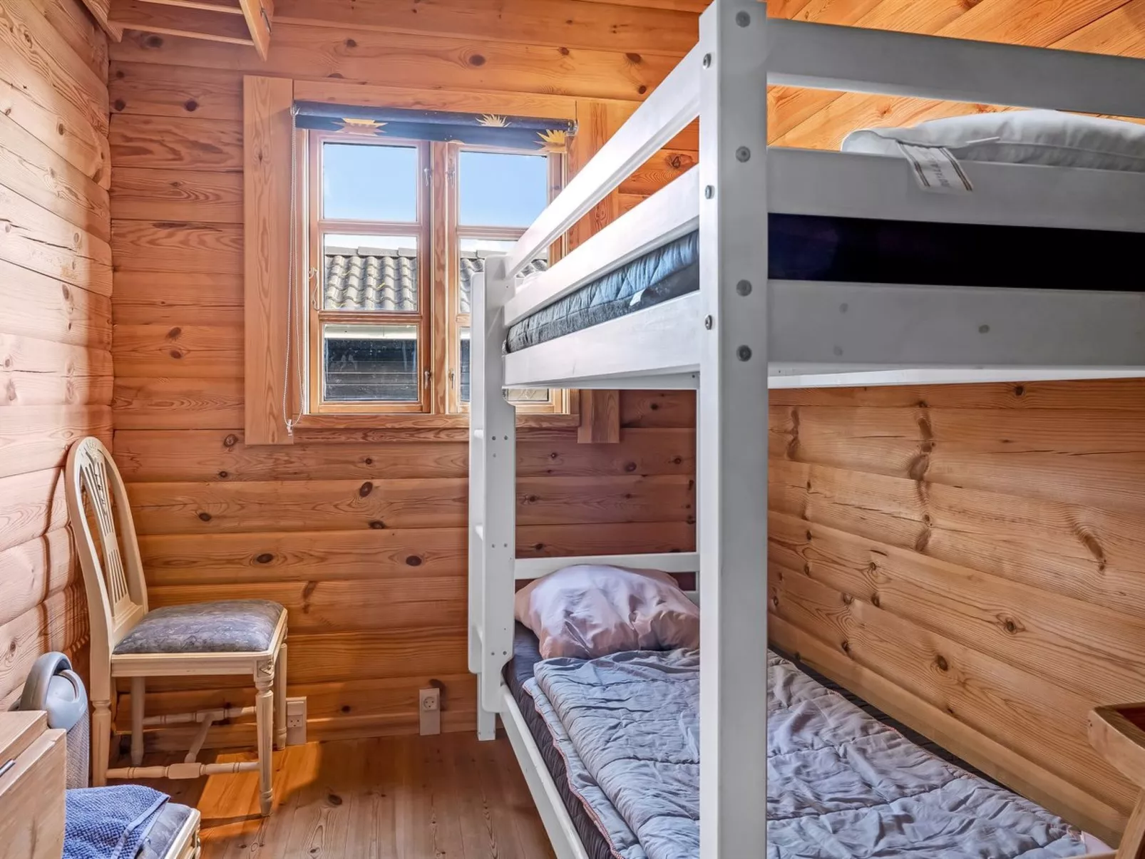 "Hakon" - 1km from the sea-Binnen