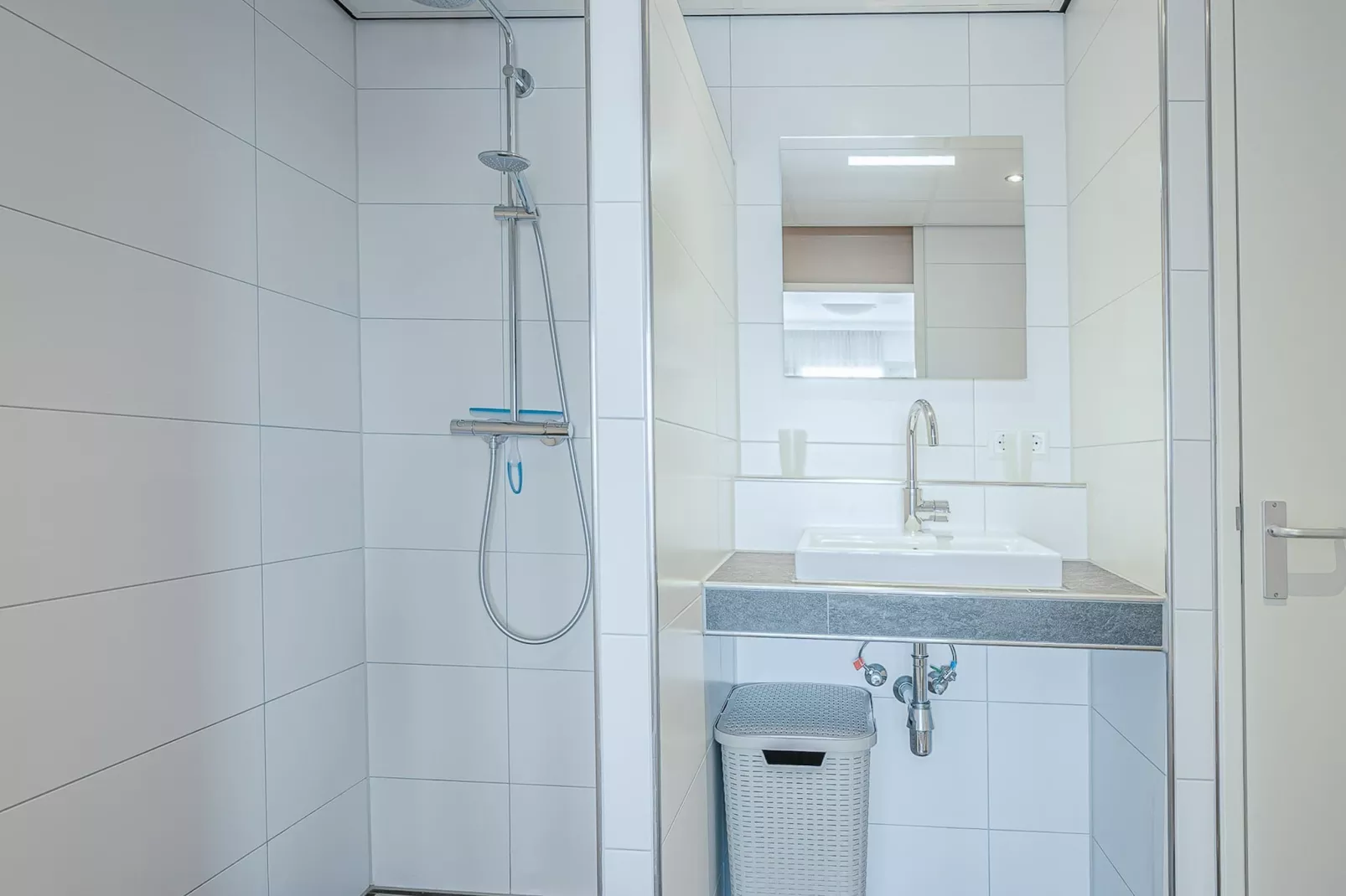 Juliana 128 - Badkamer