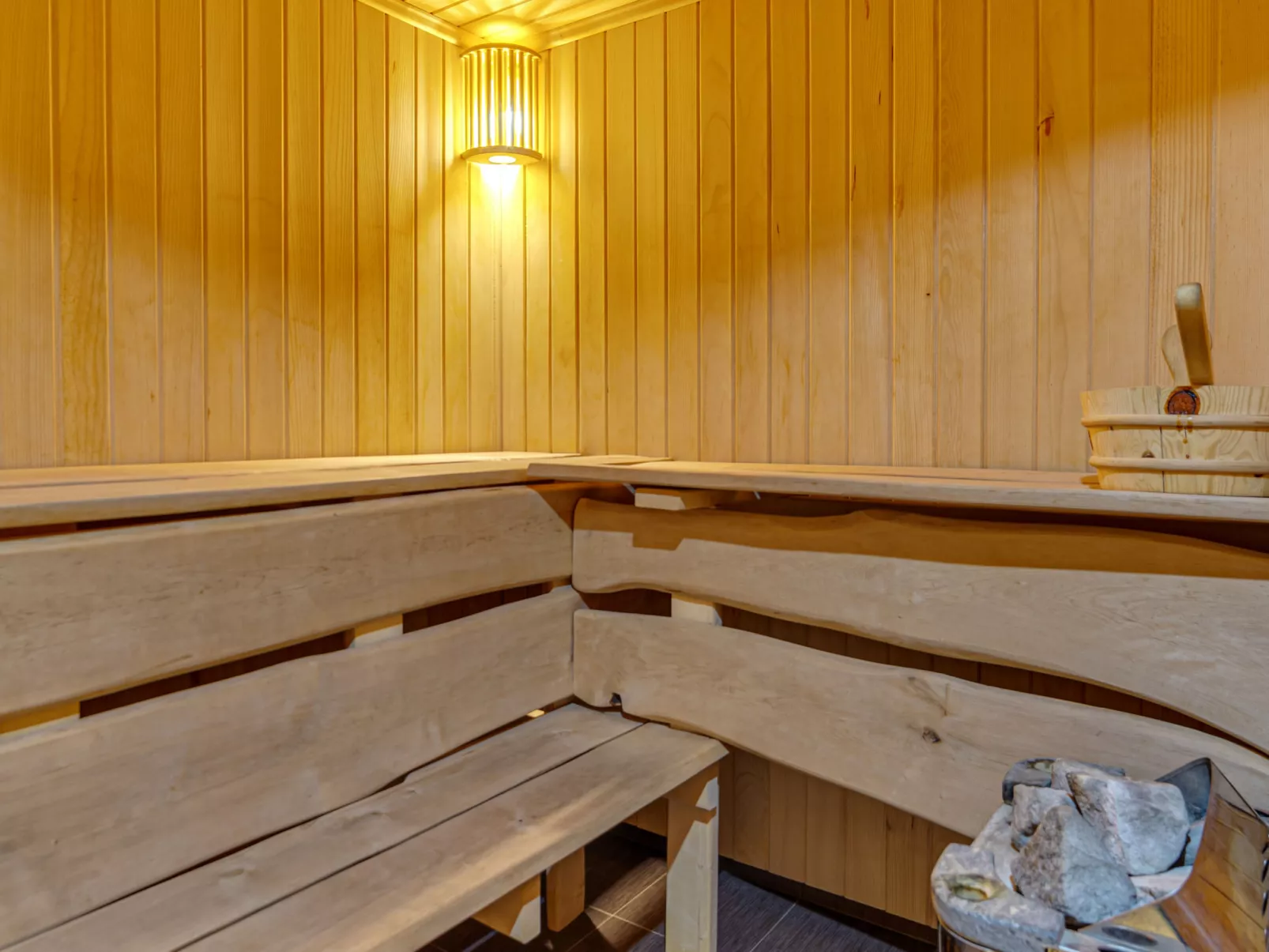 Chata pod Grapom-Binnen