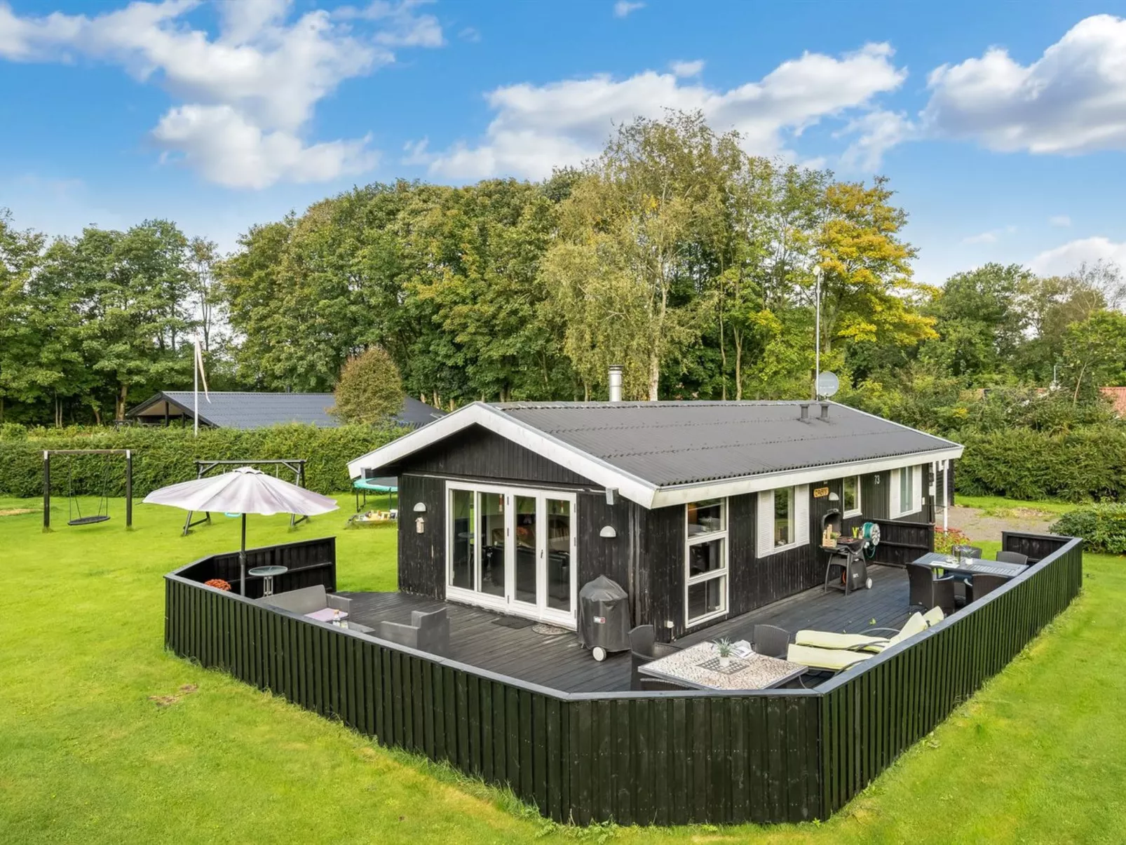 "Vilhelm" - 10km from the sea-Buiten