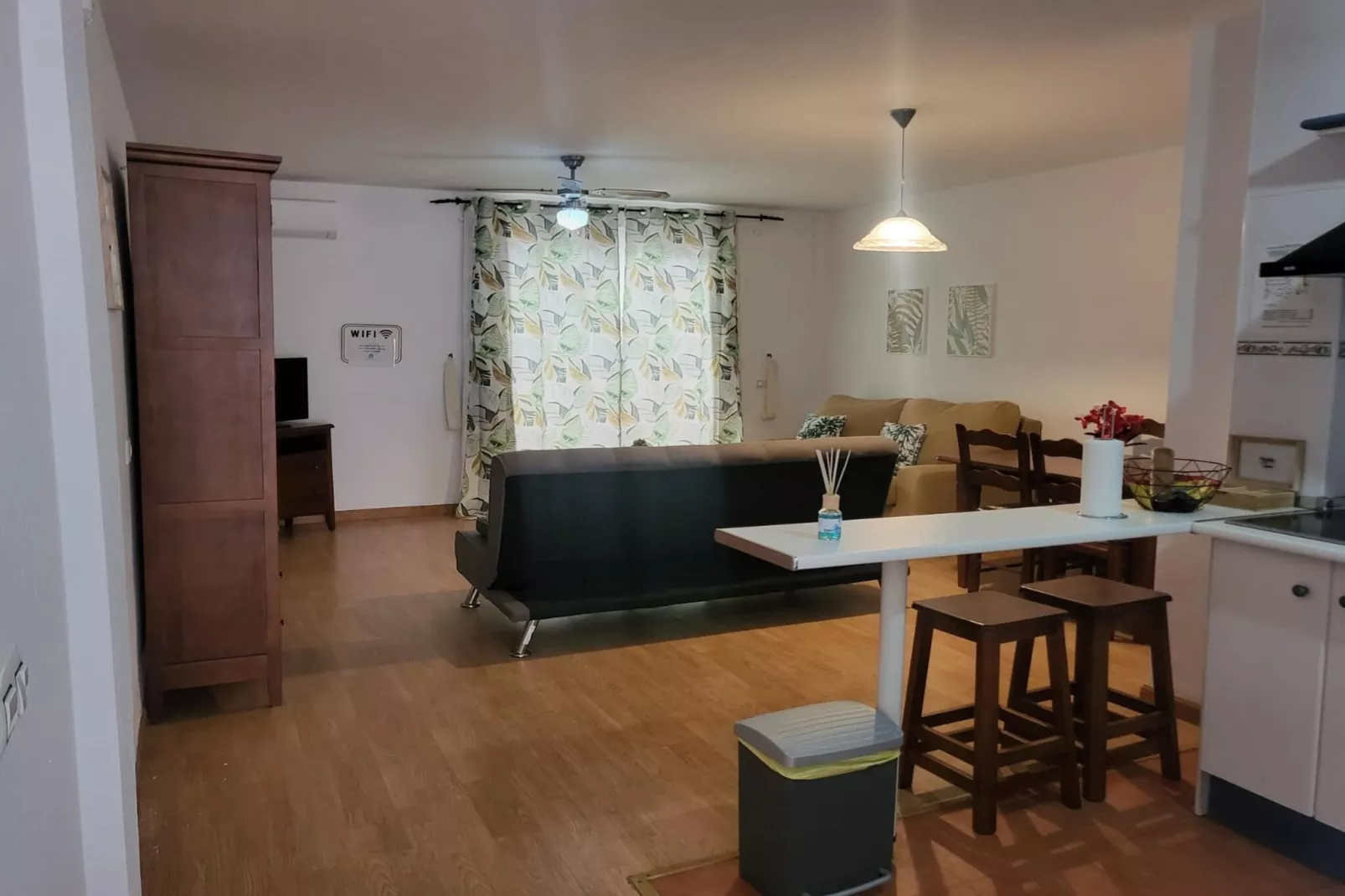 CT 370 AL - Faro's Veraplaya Naturista Apartment-Woonkamer