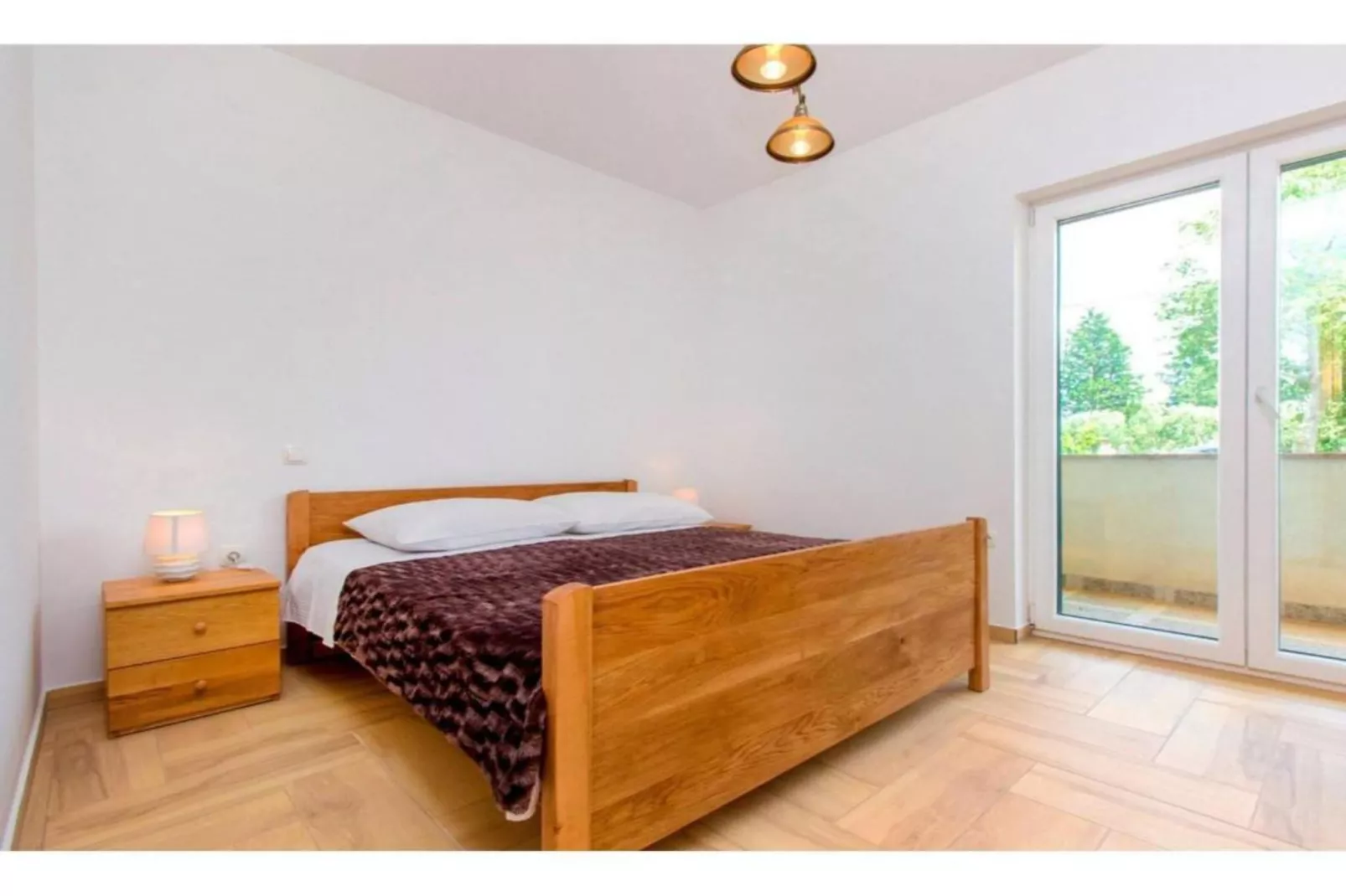 Villa Dalmacija Four Bedroom Villa with the pool-Slaapkamer