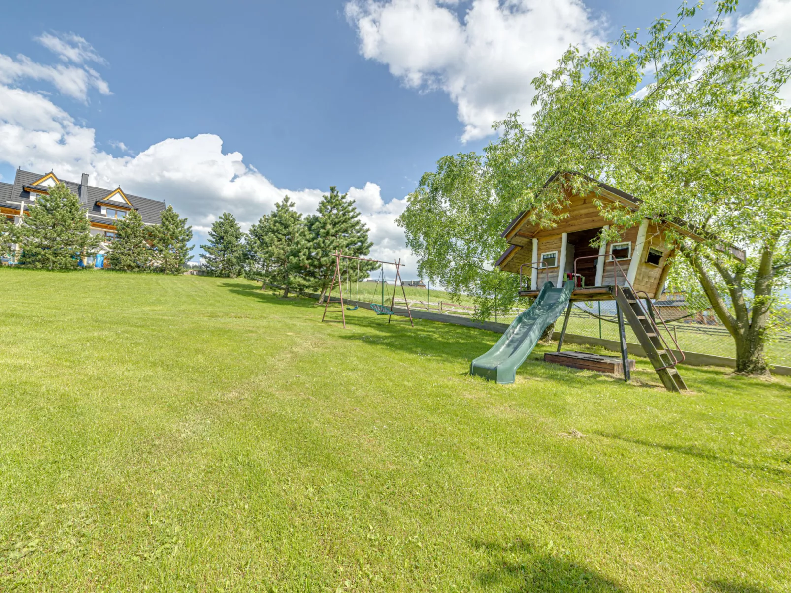 Chata pod Grapom-Buiten