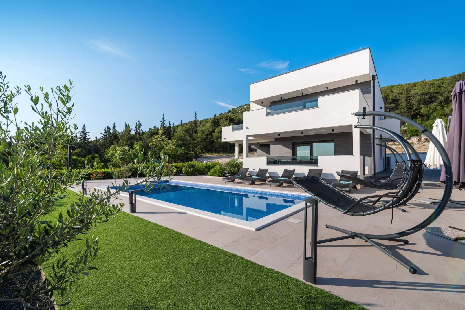 Luxury Villa Burra-Buitenkant zomer