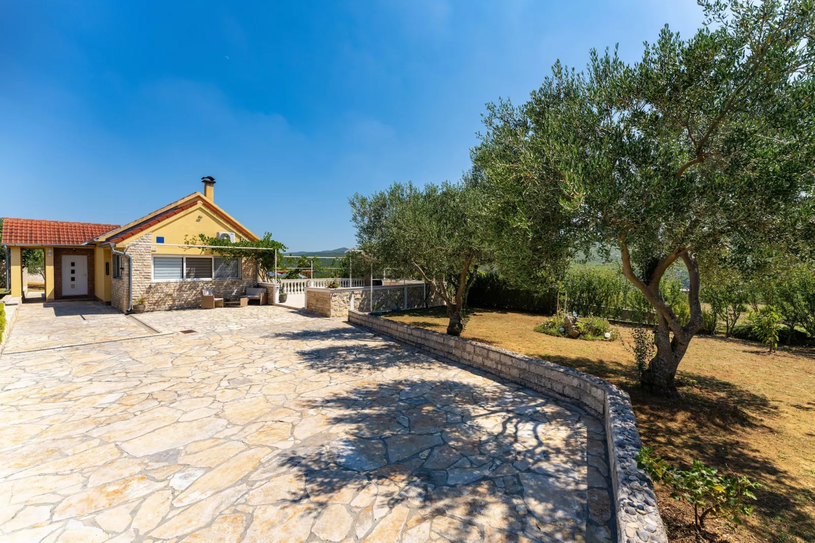 Villa Sucic with private pool-Buitenkant zomer