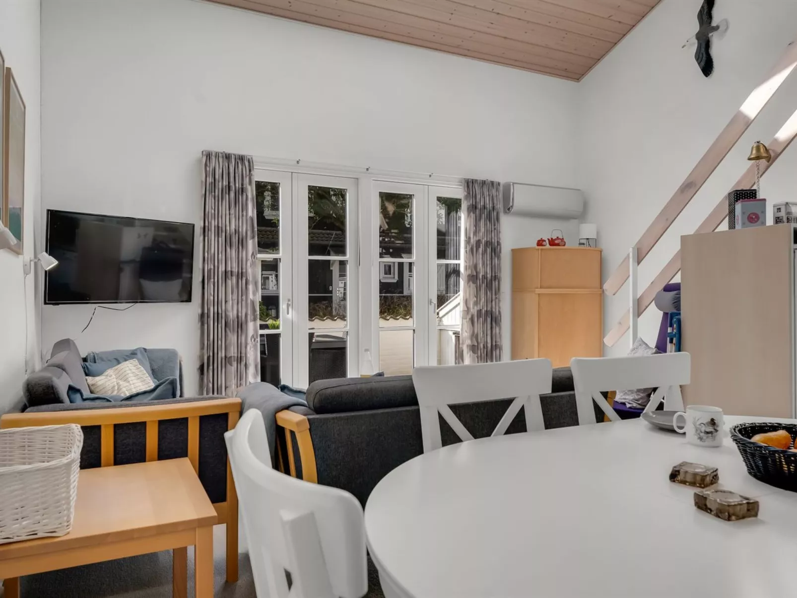 "Epiphania" - 100m to the fjord-Binnen