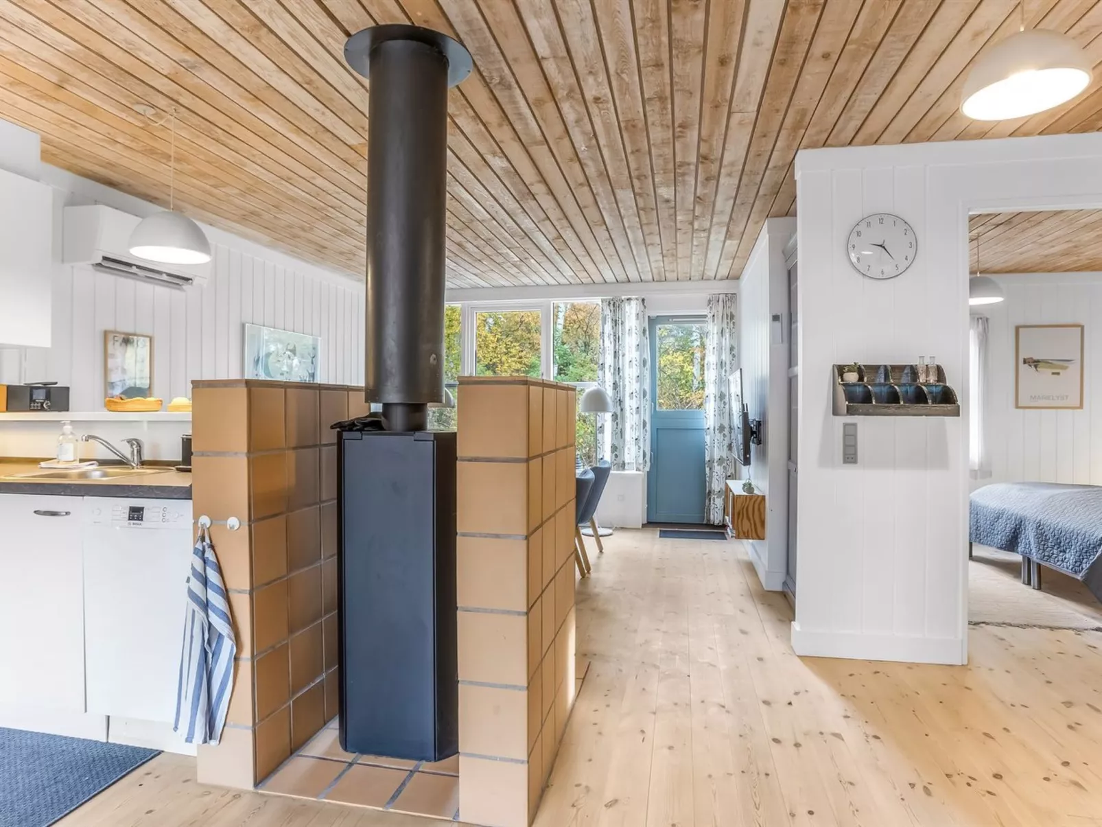 "Catha" - 200m from the sea-Binnen