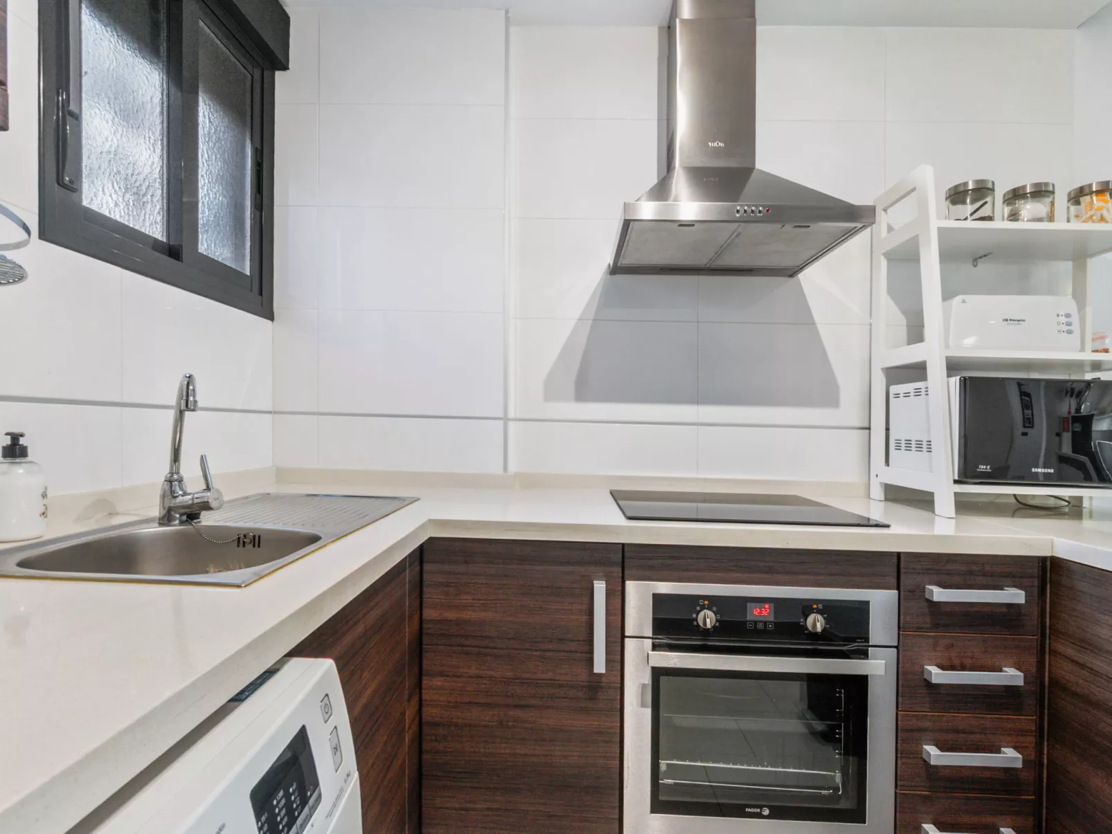 Oasis Beach 1-Binnen