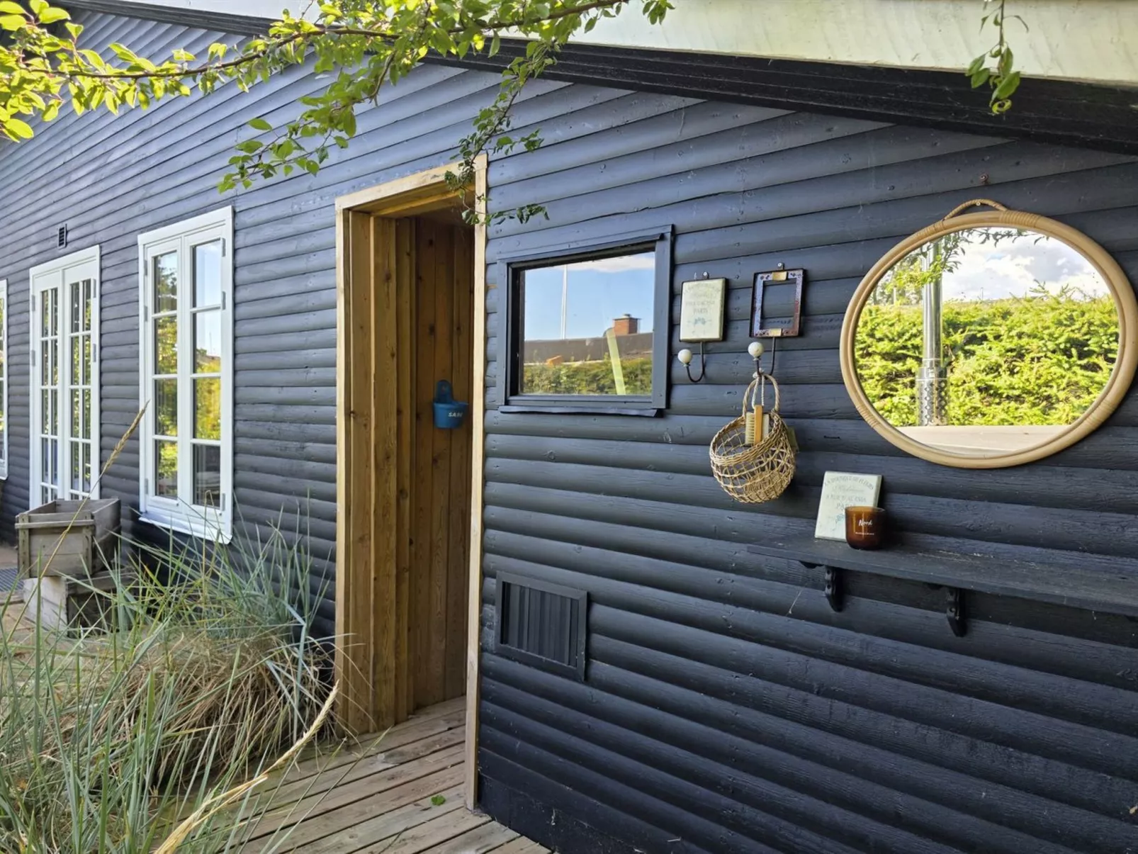 "Yvette" - 350m from the sea-Buiten