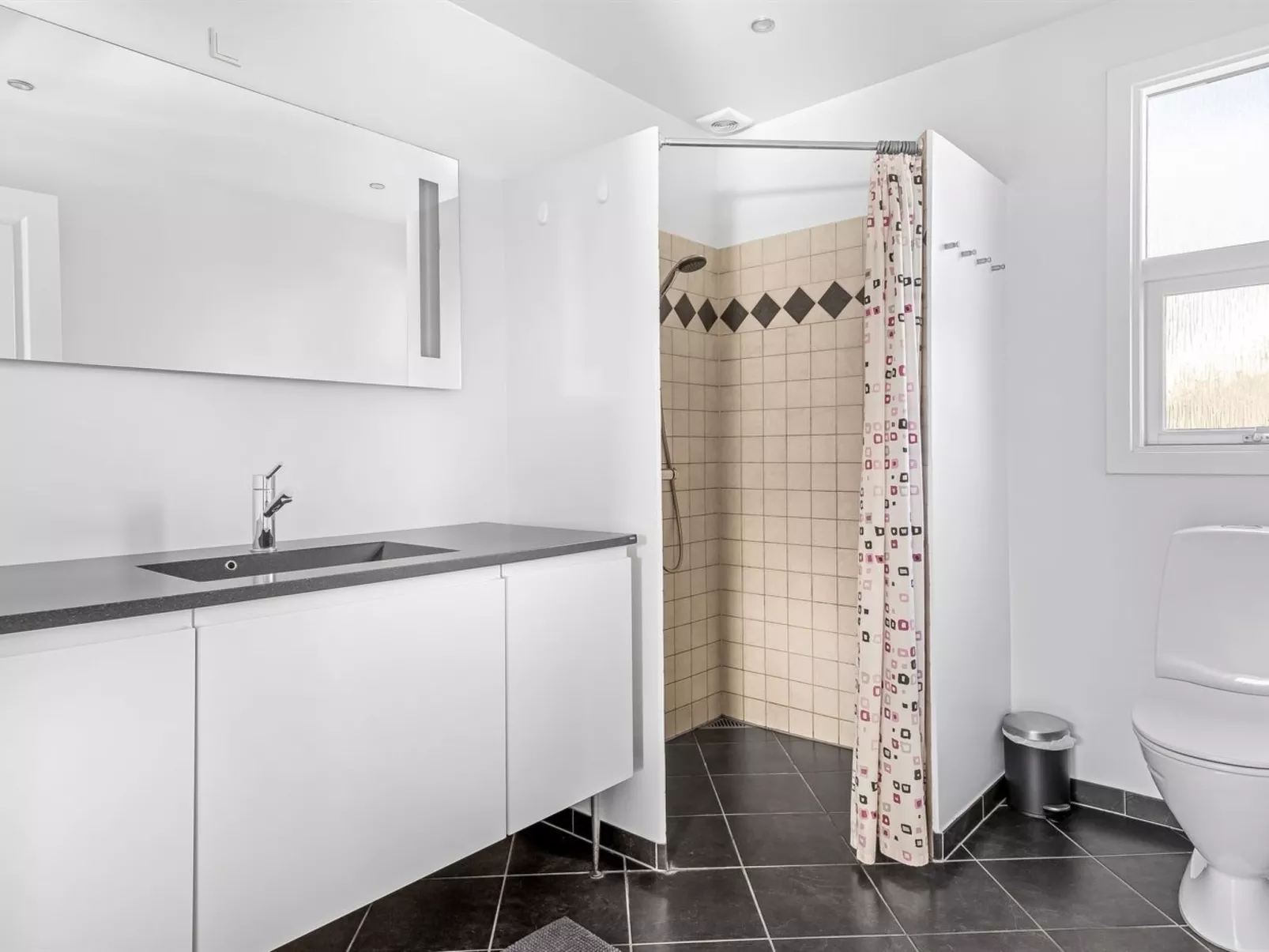 "Eugenia" - 300m from the sea-Binnen