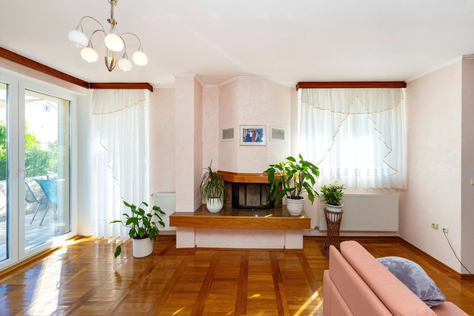 Beach house Privlaka-Woonkamer