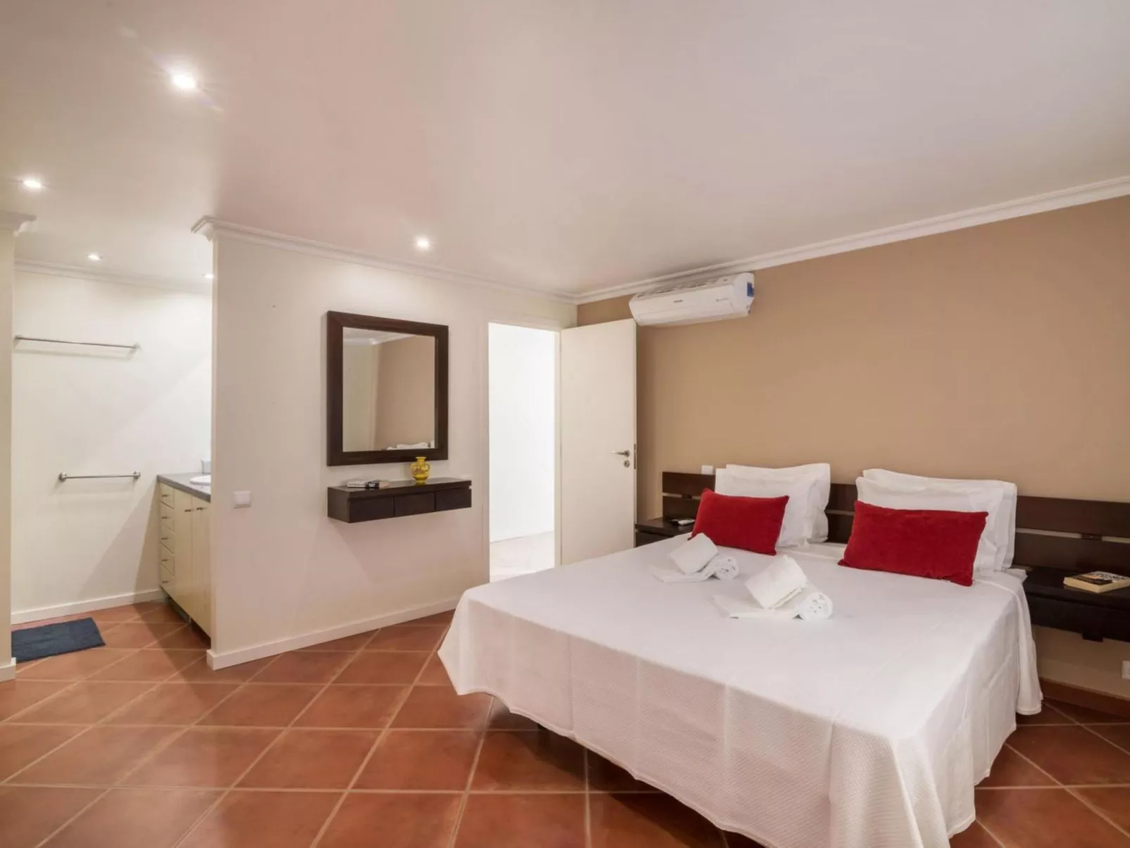 Malick - Sunny Way-Binnen