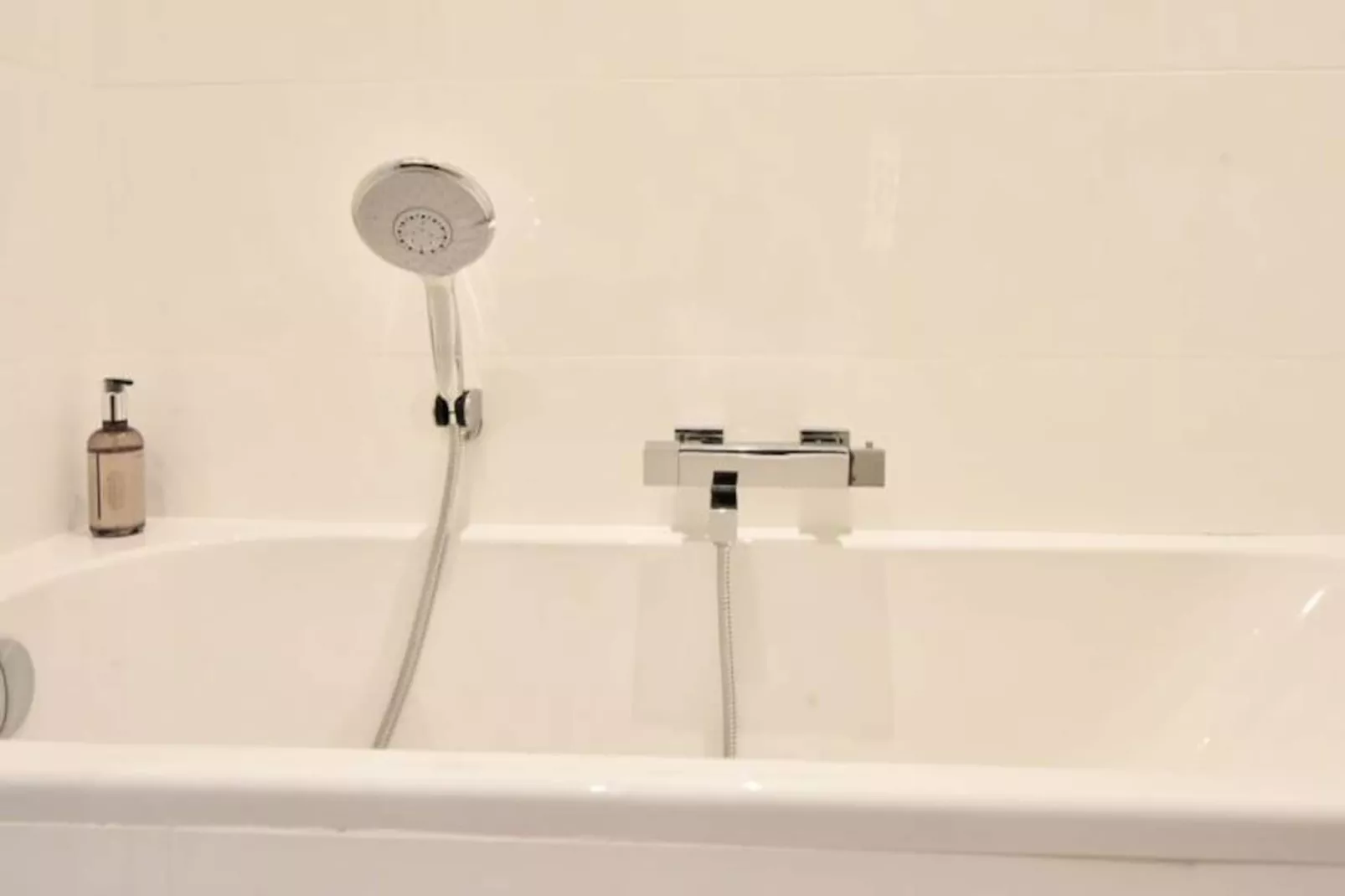 Résidence 4p Moderne En Centre-ville, 5min Palais & Plages !-Niet-getagd