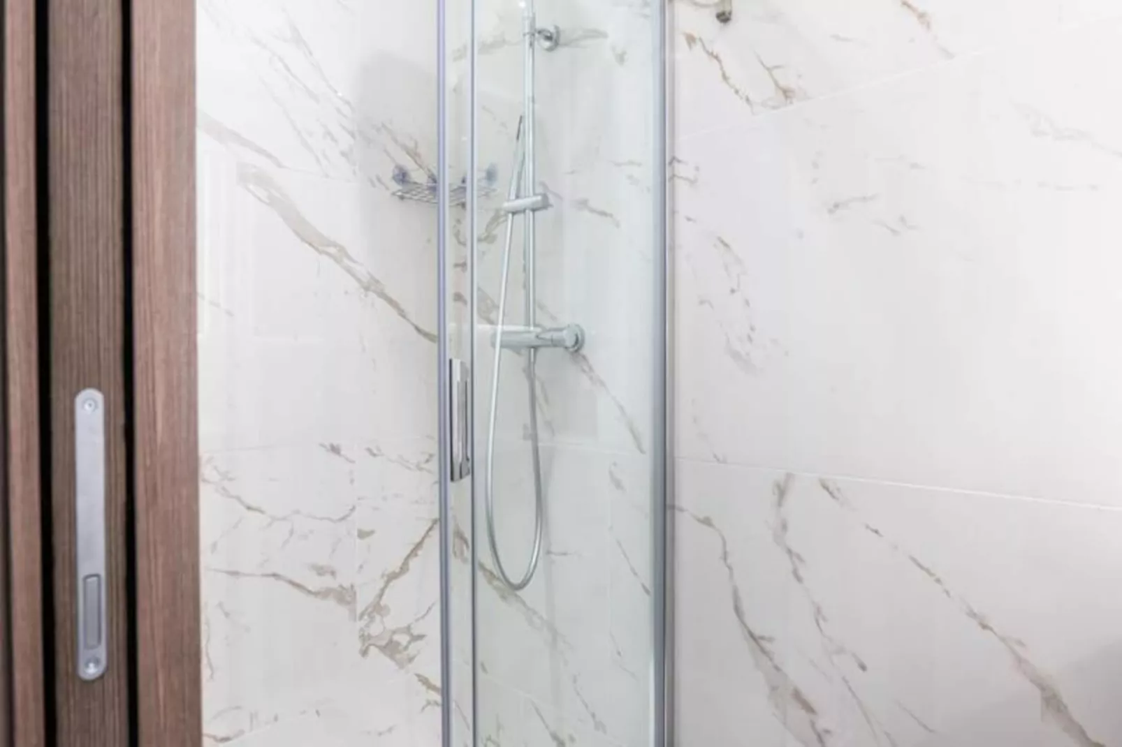 Résidence Rare ! Rez-de-jardin 10 Minutes &agrave; Pied Du Centre-Niet-getagd