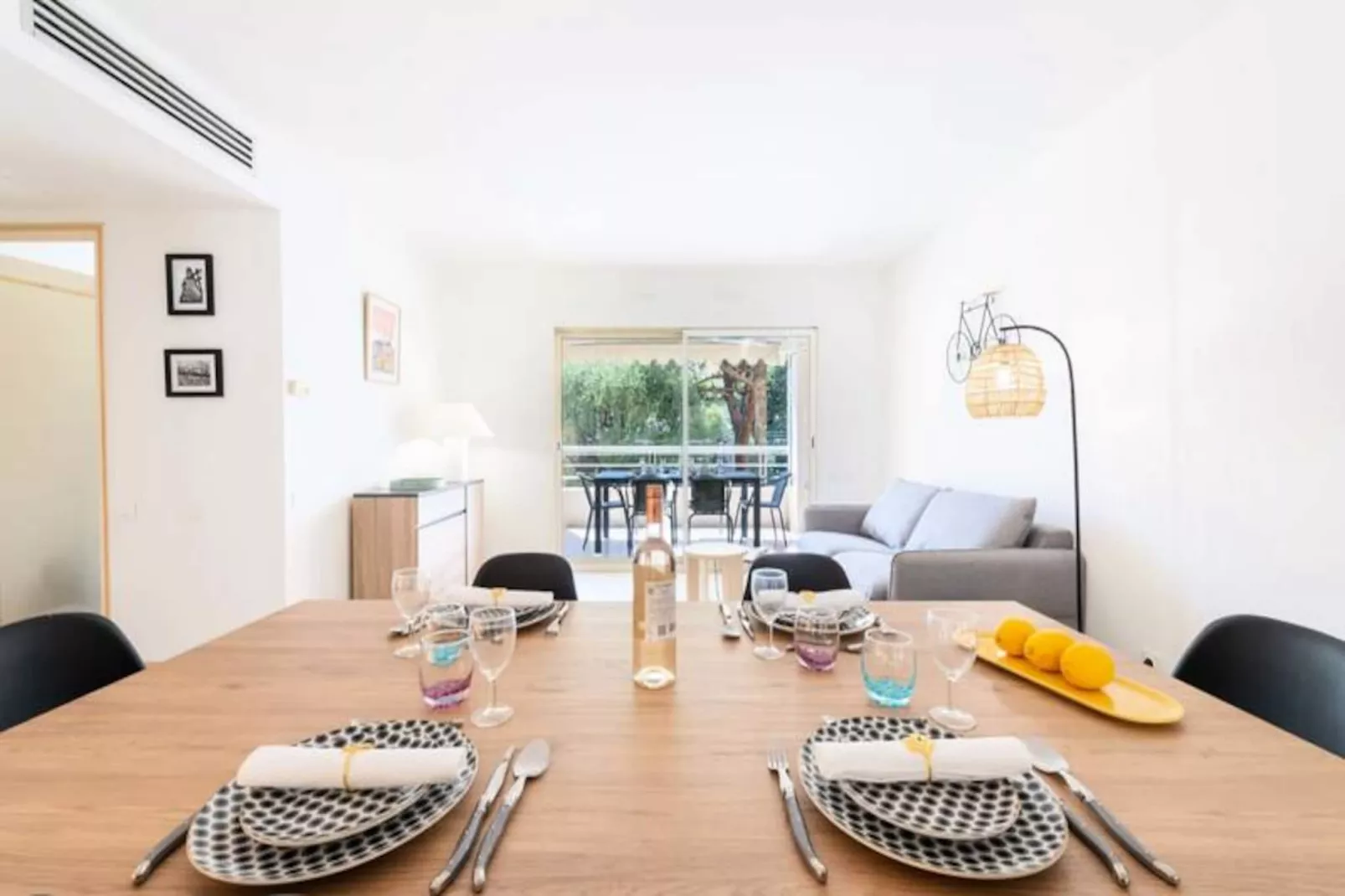 Résidence 2p Résidence Avec Piscine Et Garage, Proche Croisette-Niet-getagd