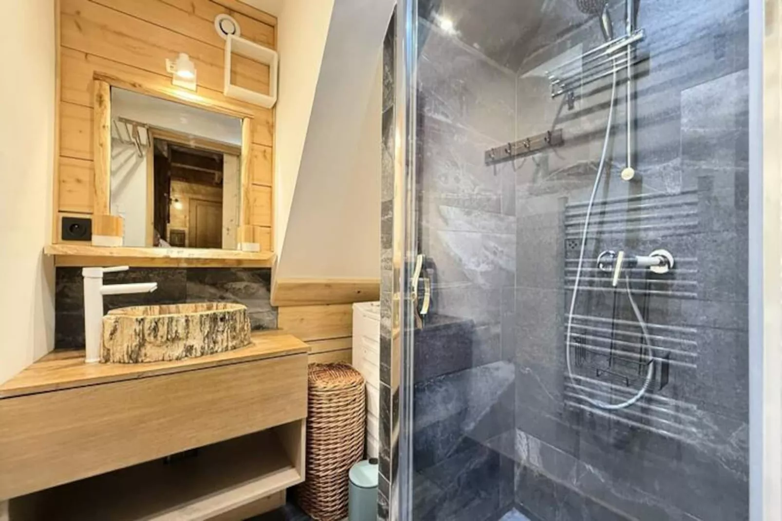 Bel Appartement Face Aux Pistes De Valberg-Niet-getagd