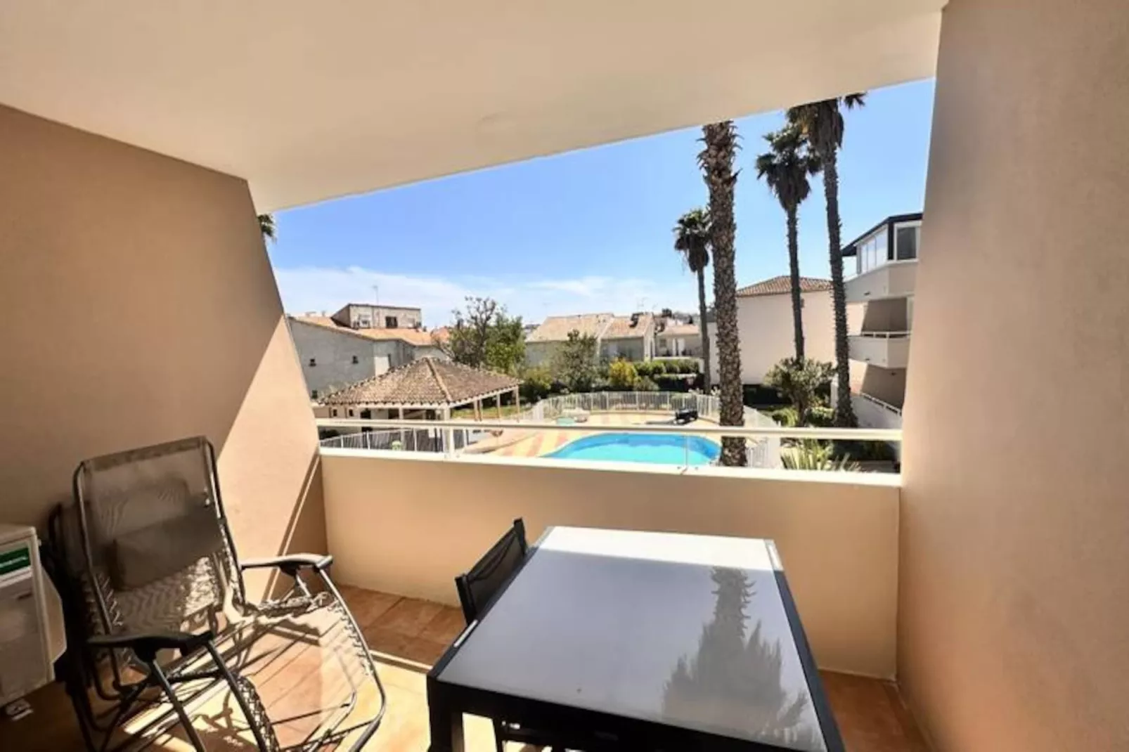 Résidence Le Mayflower - Appartement Cosy Dans R&eacute;sidence De Standing Avec Piscine-Niet-getagd