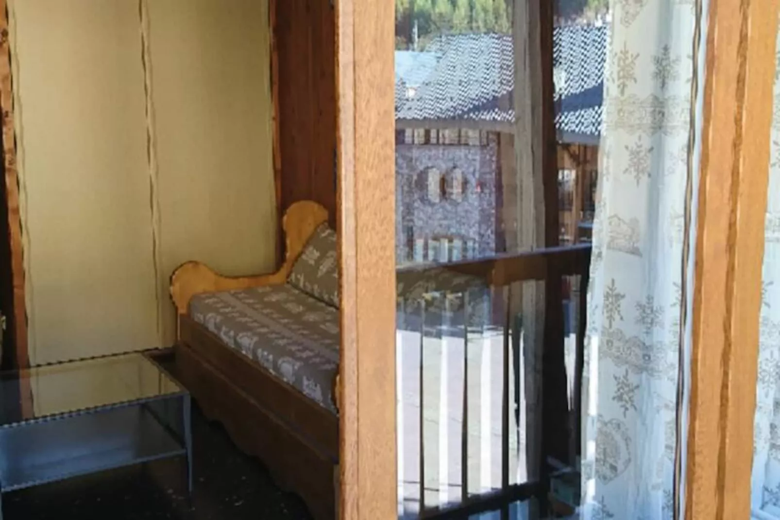 Résidence Royal Neige-Niet-getagd