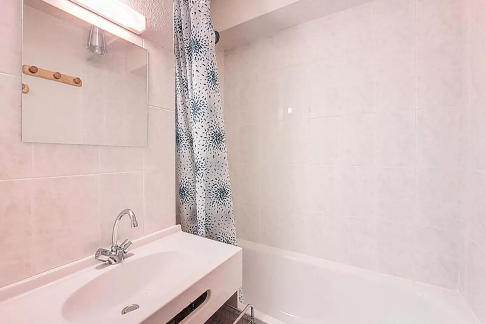 Appartements à Saint Jean d'Aulps-Niet-getagd