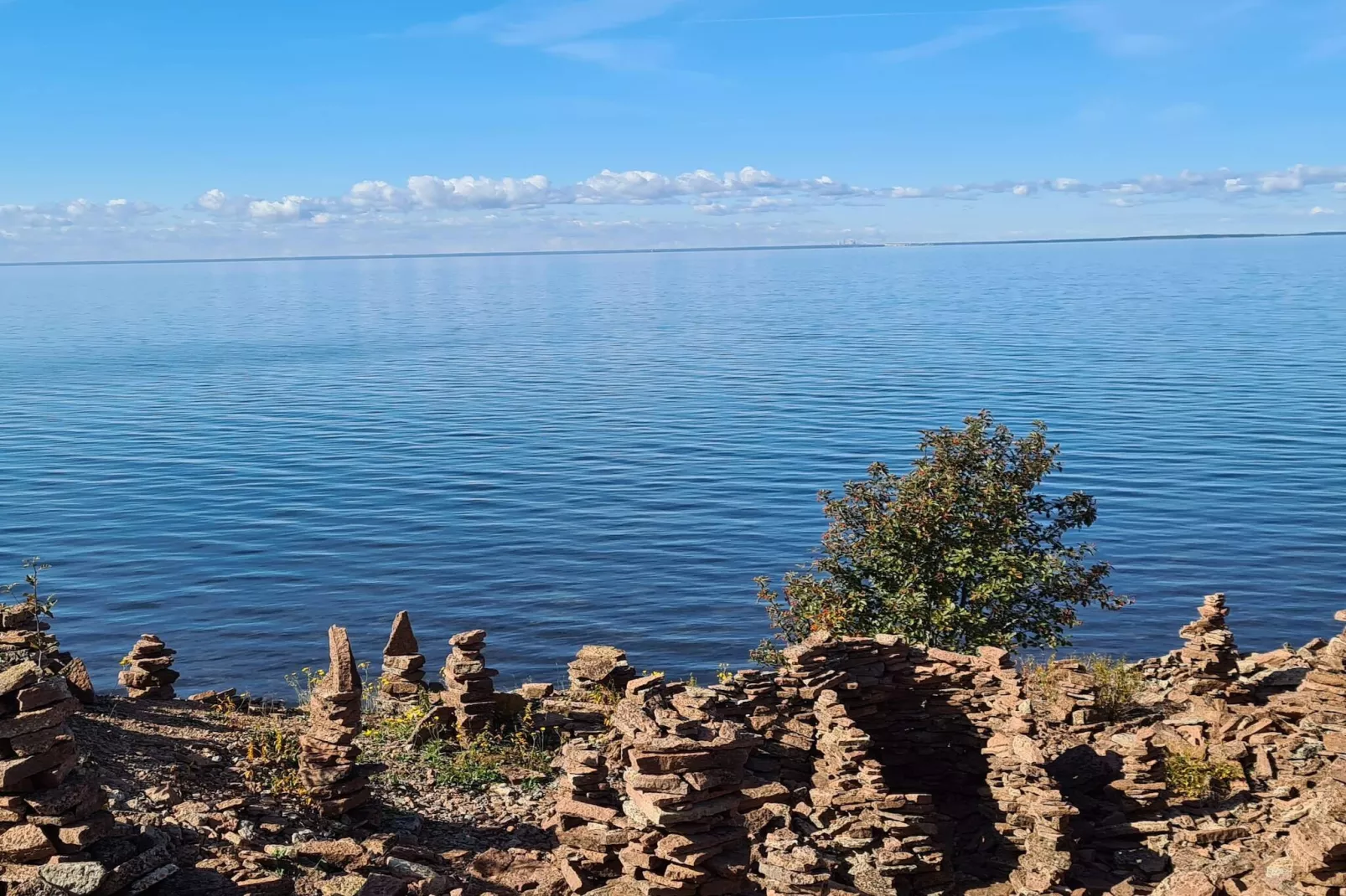 Nostalgische eilandidylle in Aâ€“land-By Traum-Waterzicht