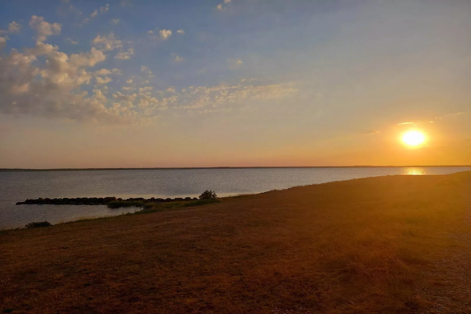 Luxe retraite met spa -- By Traum Ferienwohnungen-Waterzicht