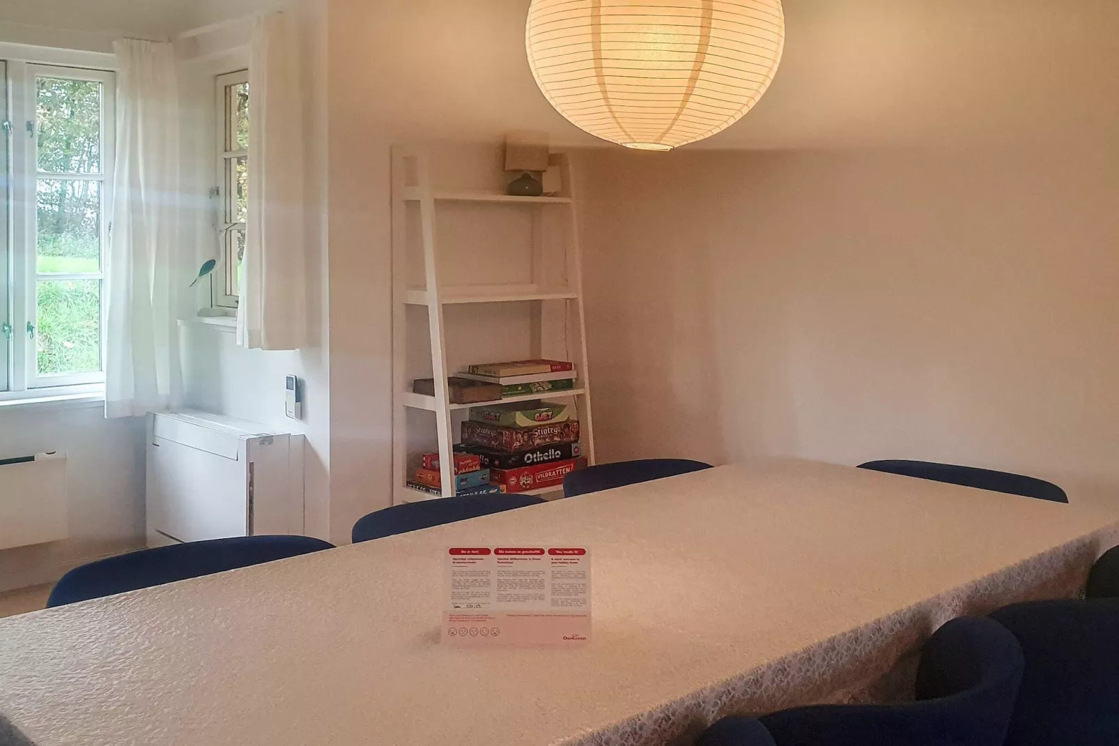 LØJT FERIECENTER-Binnen