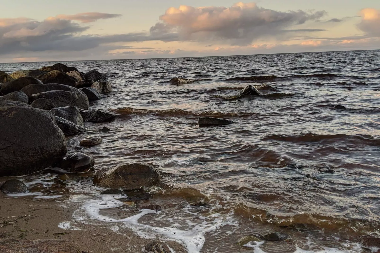 Luxe retraite met spa -- By Traum Ferienwohnungen-Waterzicht