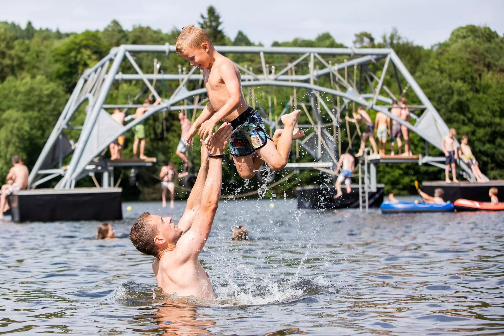 Eifelpark Kronenburger See 10-Parkfaciliteiten