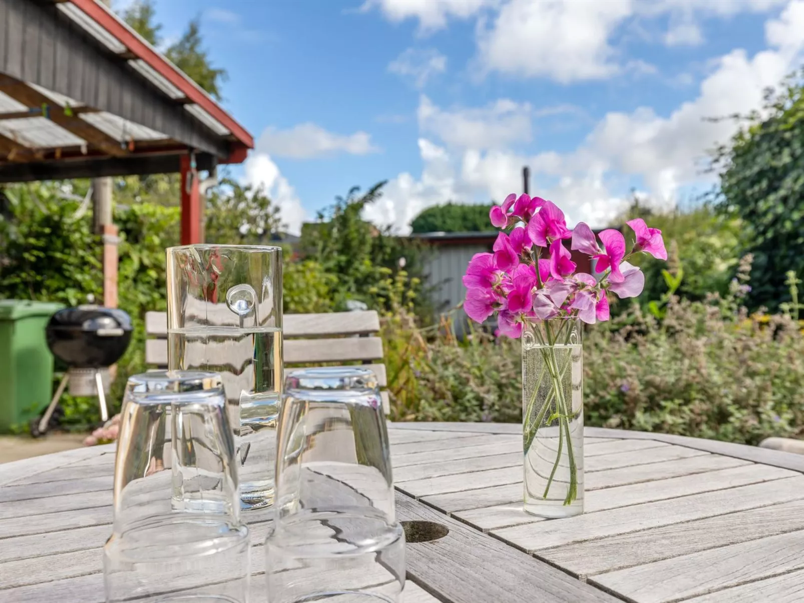 "Detlef" - 200m from the sea-Buiten