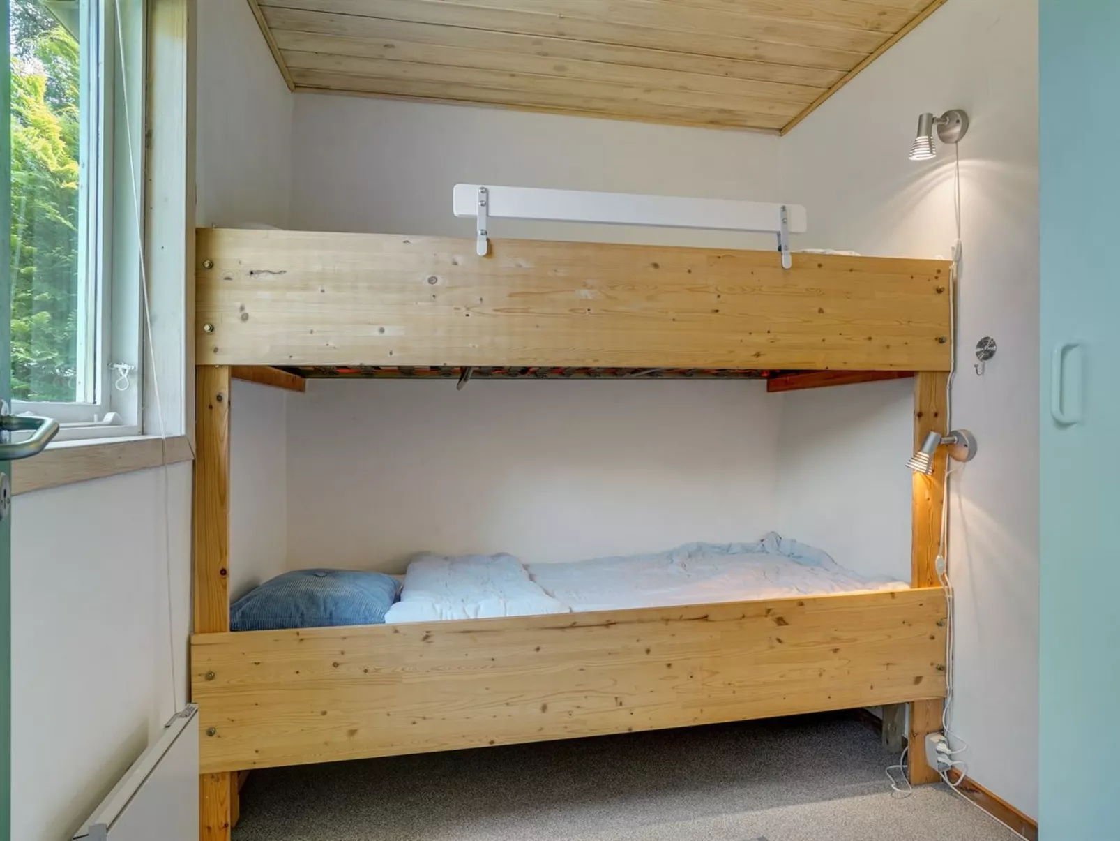 "Glum" - 300m from the sea-Binnen