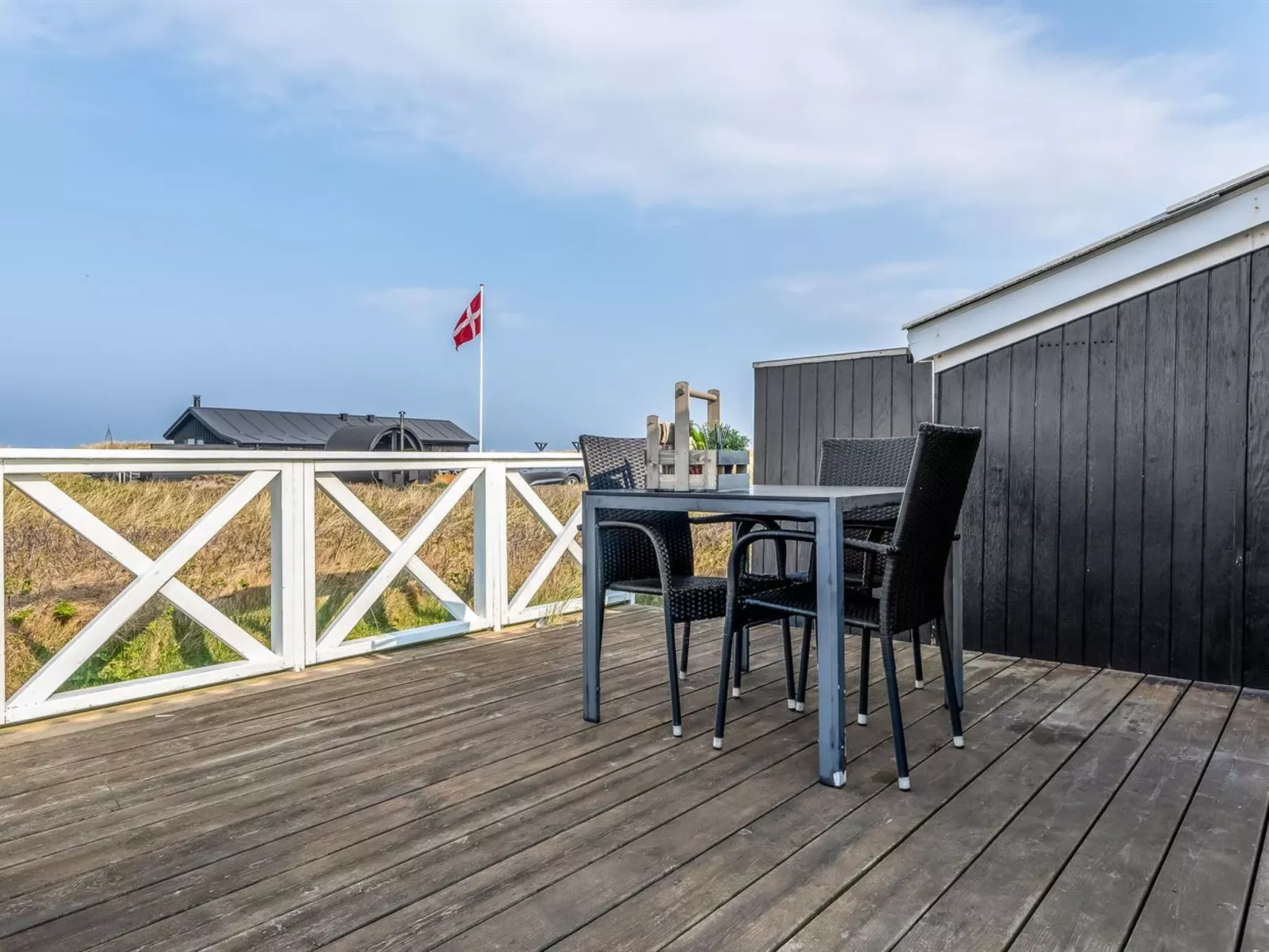 "Holger" - 50m from the sea-Buiten