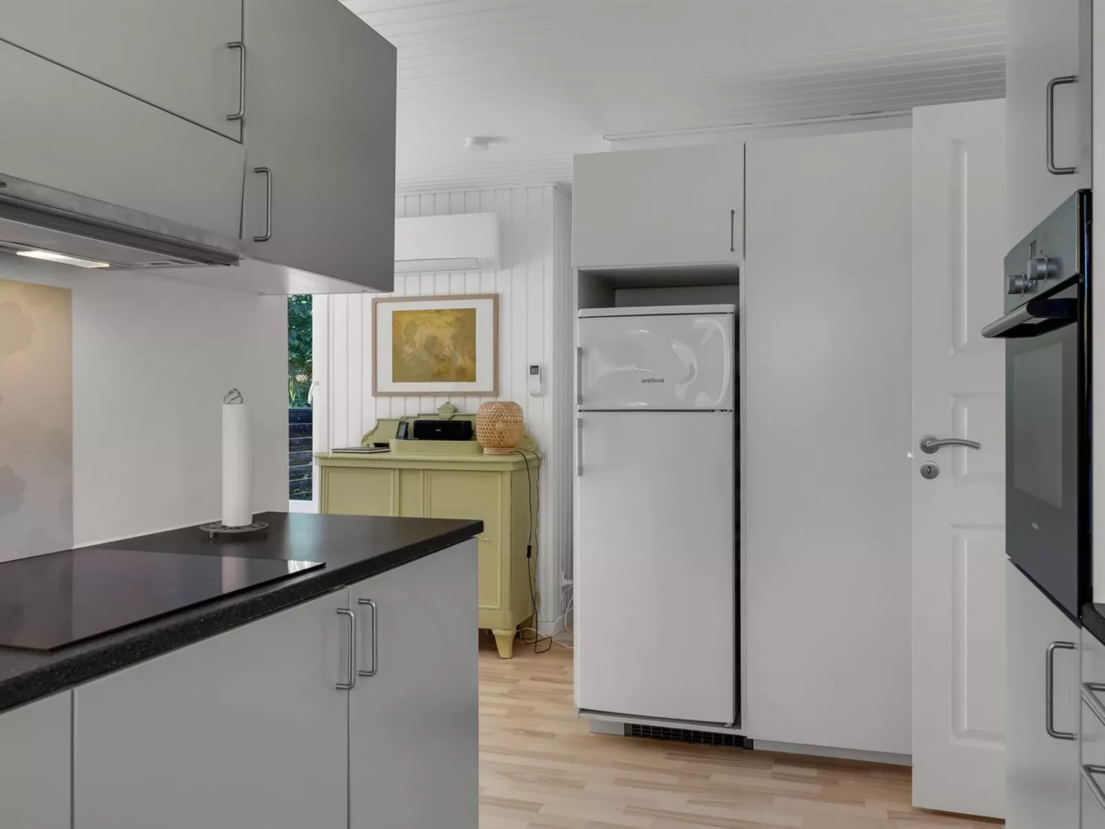 "Denisa" - 2.3km from the sea-Binnen