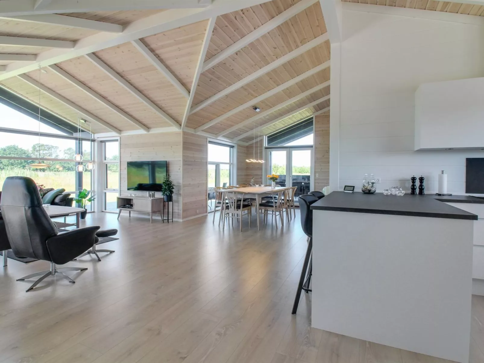 "Ariadne" - 900m from the sea-Binnen