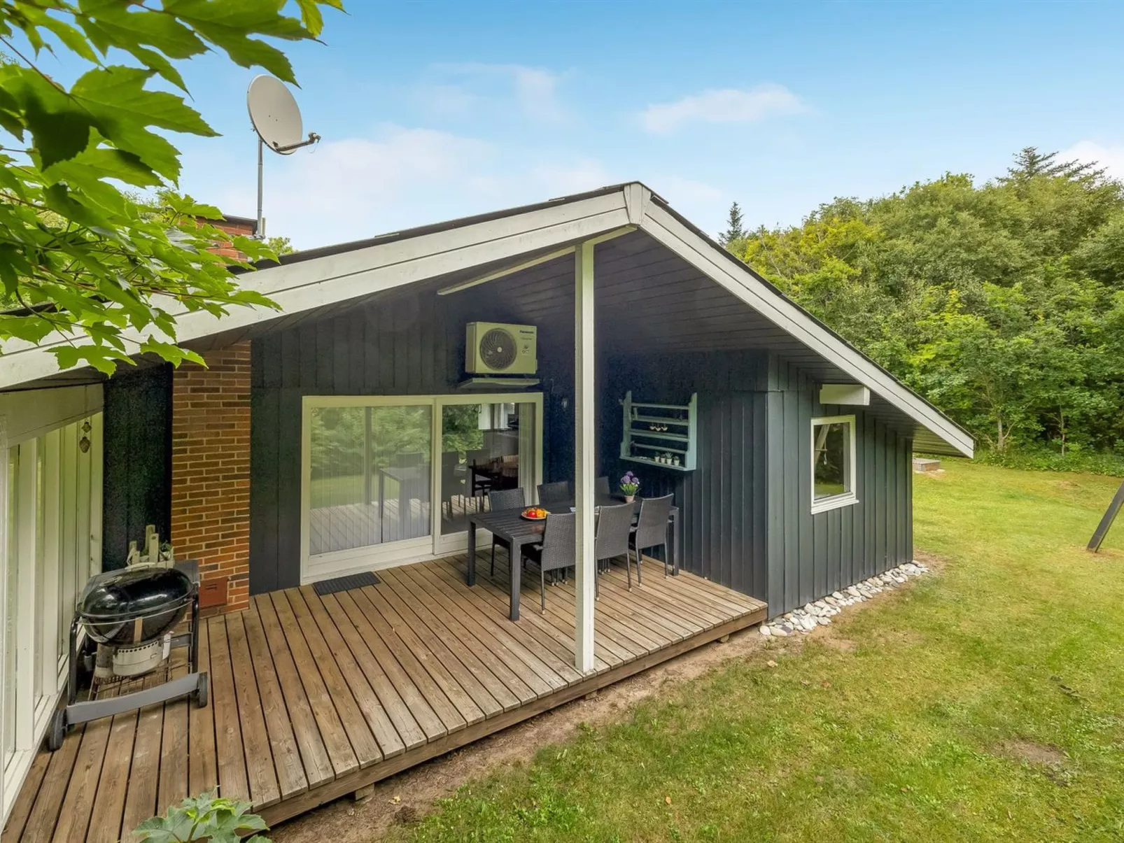 "Fredger" - 1.8km from the sea-Buiten